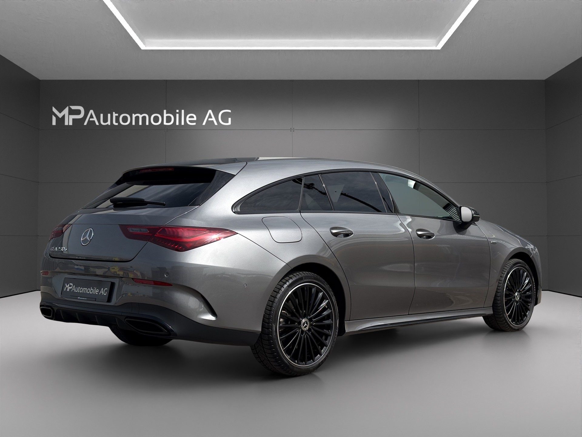 MERCEDES-BENZ CLA 250 e EQ Star AMG Line Shooting Brake-image-2