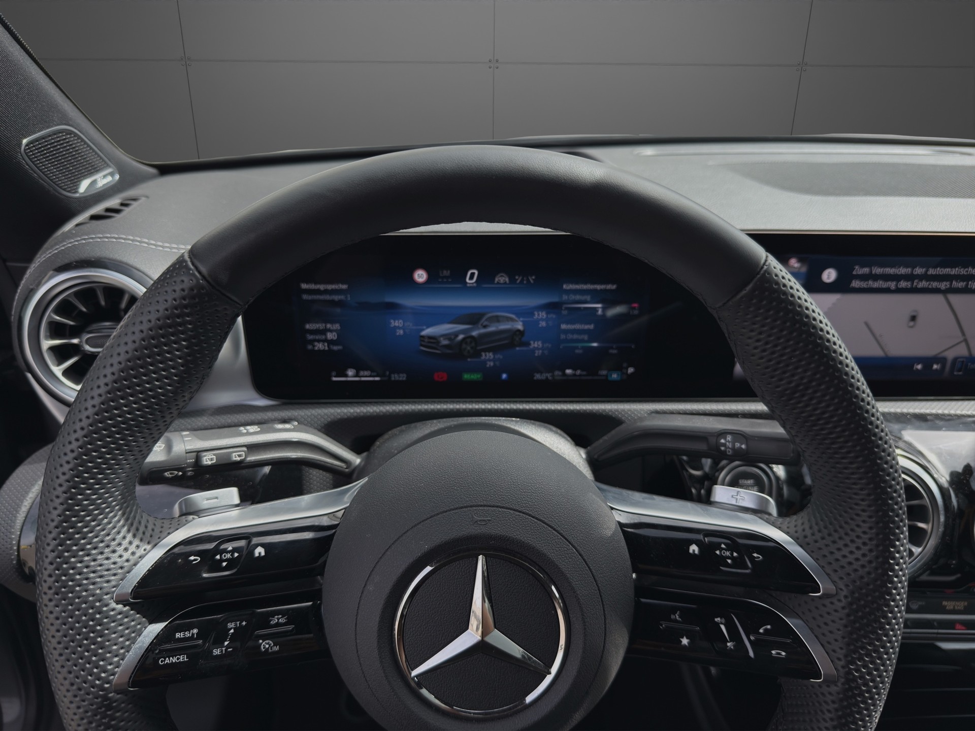 MERCEDES-BENZ CLA 250 e EQ Star AMG Line Shooting Brake-image-15