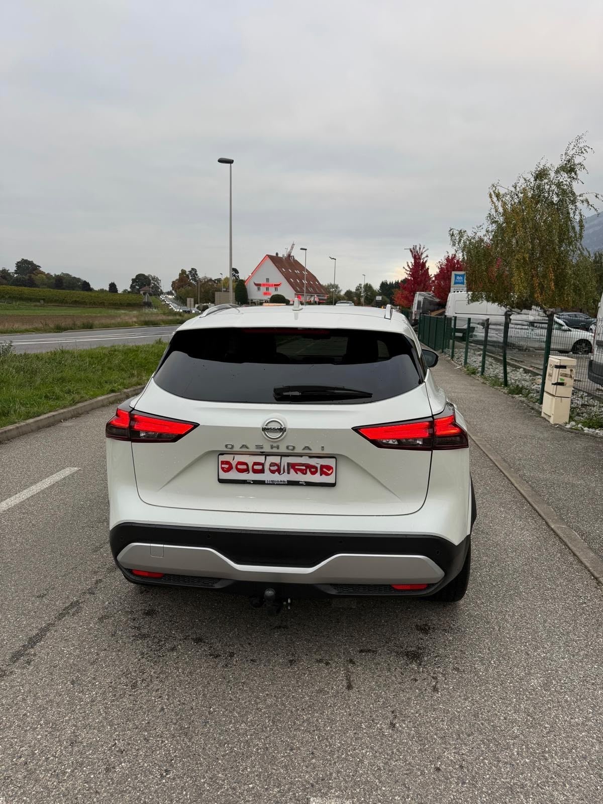 NISSAN Qashqai 1.3 DIG-T MHEV N-Connecta Xtronic 4x4-image-4