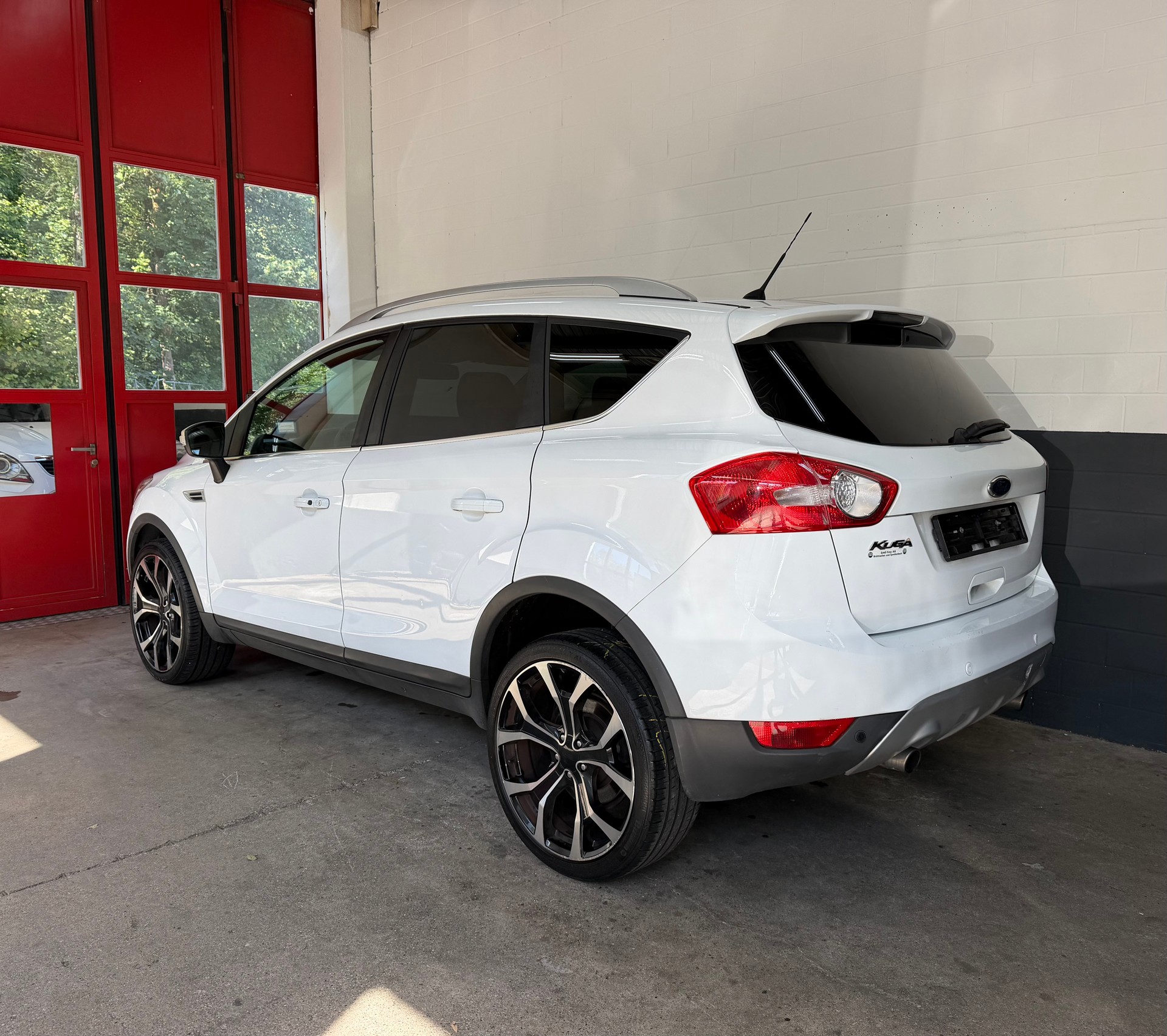 FORD Kuga 2.5 Turbo Titanium 4WD Automatic //NEU AB MFK!-image-5