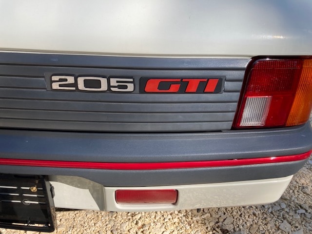 PEUGEOT 1.6 GTi-image-3