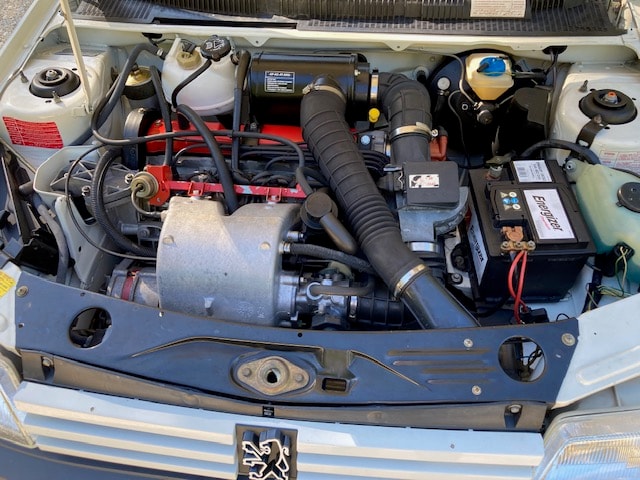 PEUGEOT 1.6 GTi-image-13