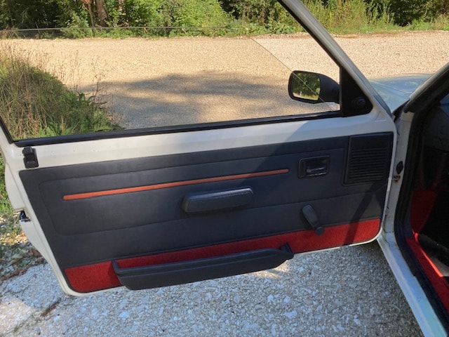 PEUGEOT 1.6 GTi-image-16