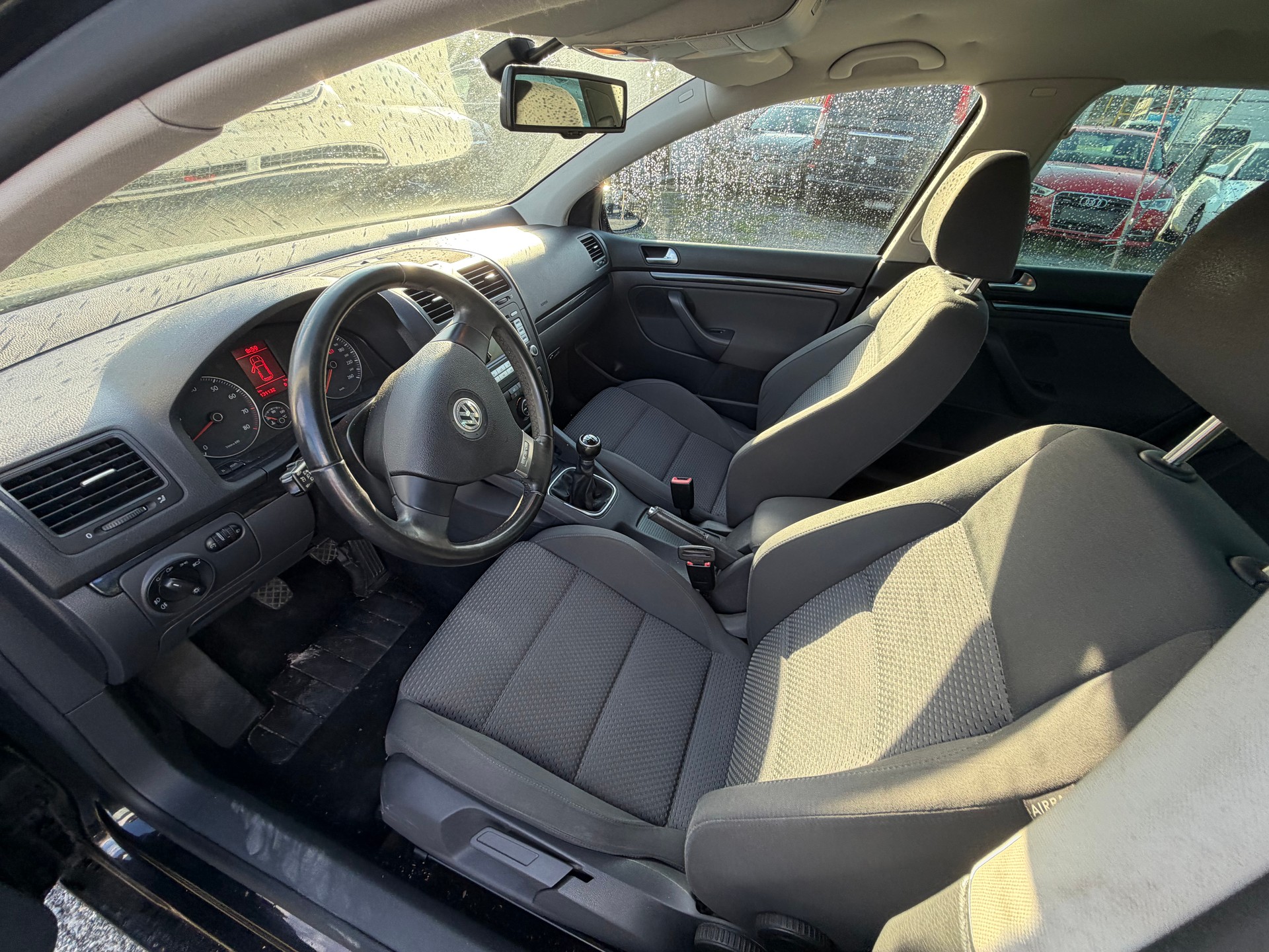 VW Golf 1.4 TSI GT Sport-image-9