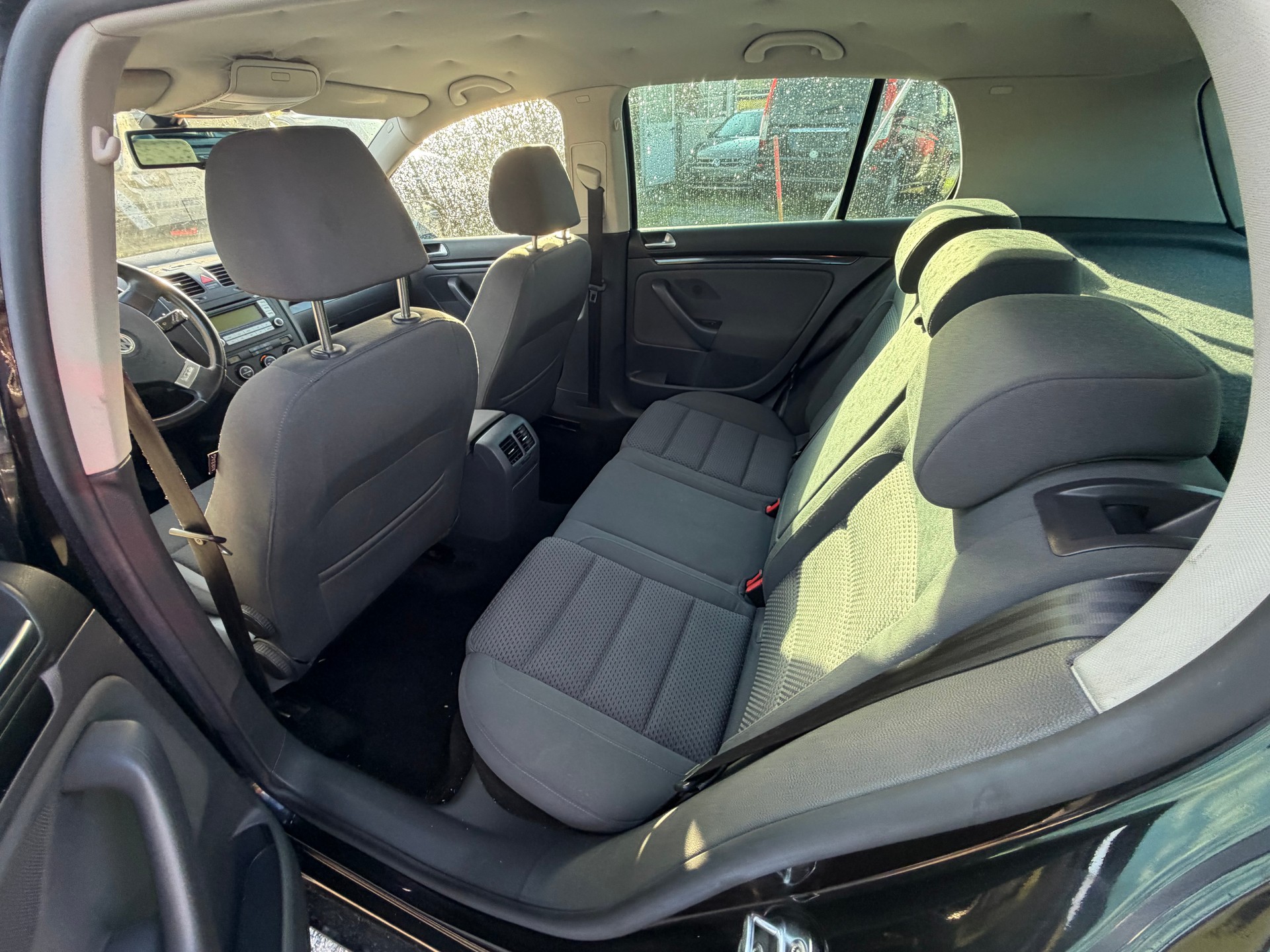 VW Golf 1.4 TSI GT Sport-image-8