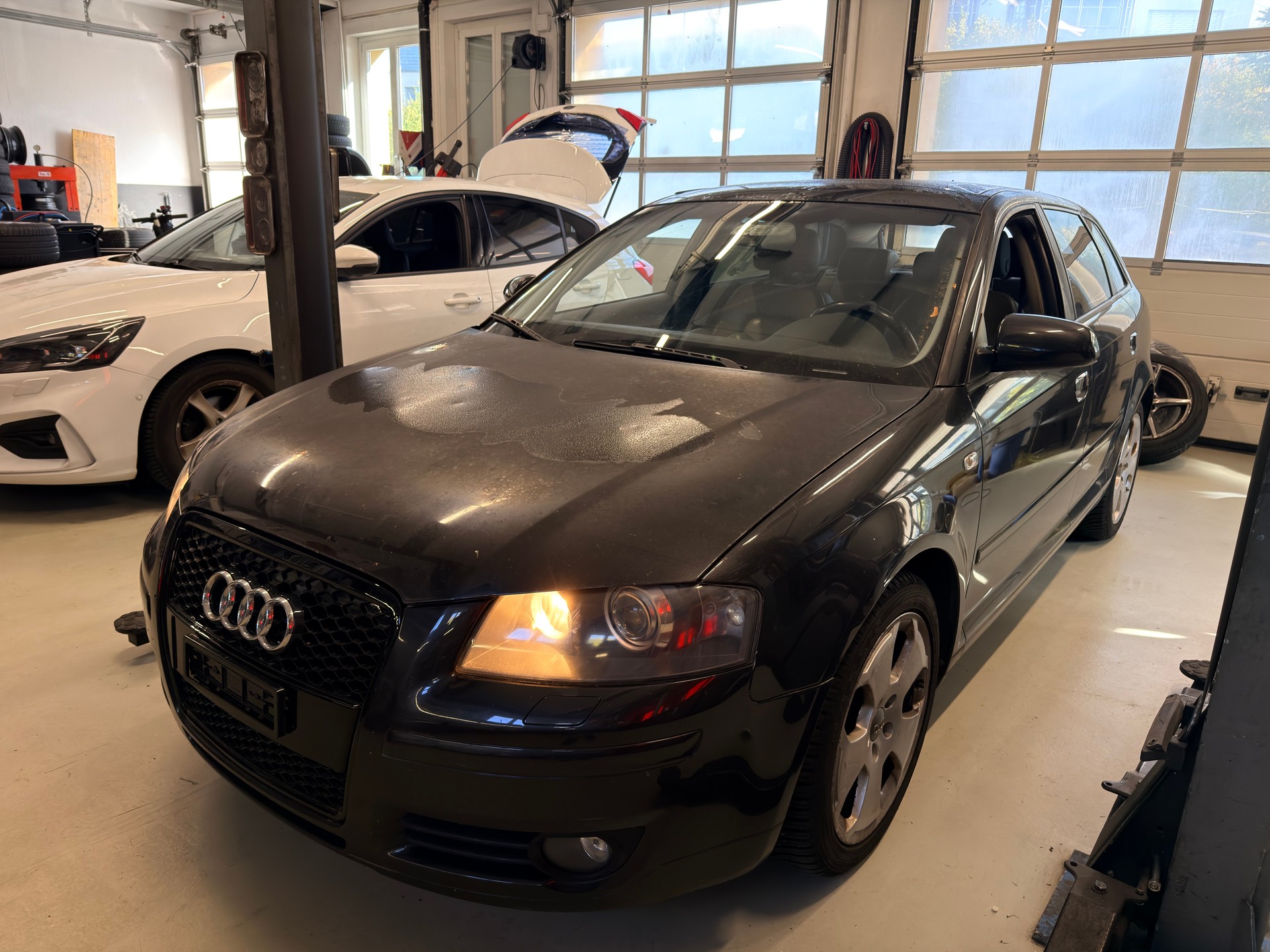 AUDI A3 Sportback 2.0 TDI Ambition HAGELSCHADEN-image-0