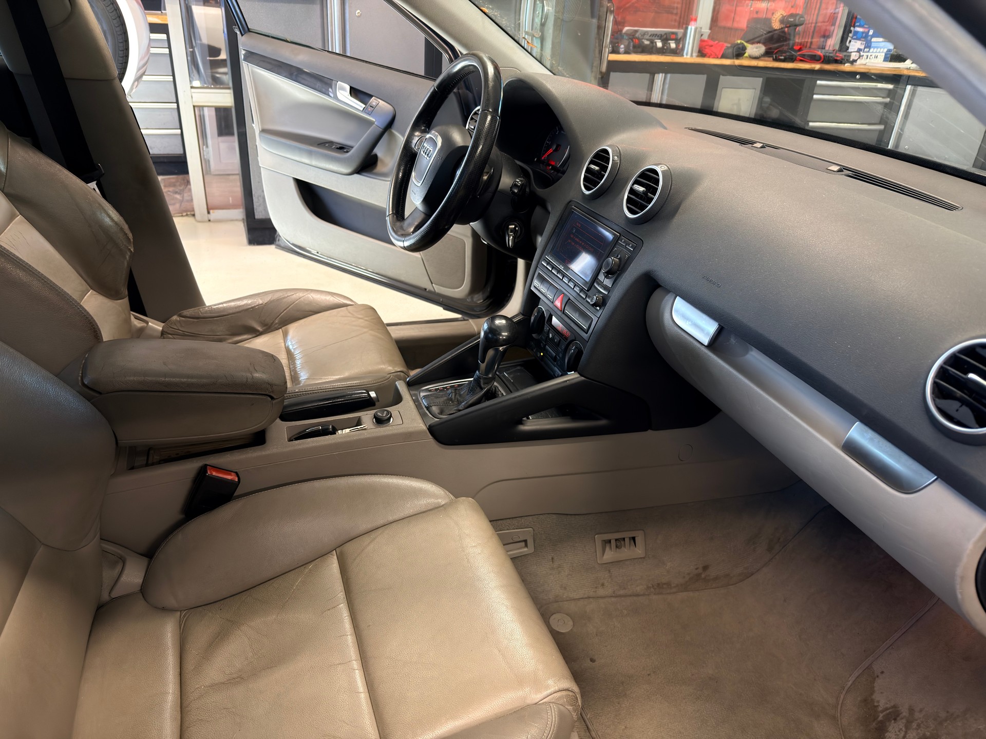 AUDI A3 Sportback 2.0 TDI Ambition HAGELSCHADEN-image-7