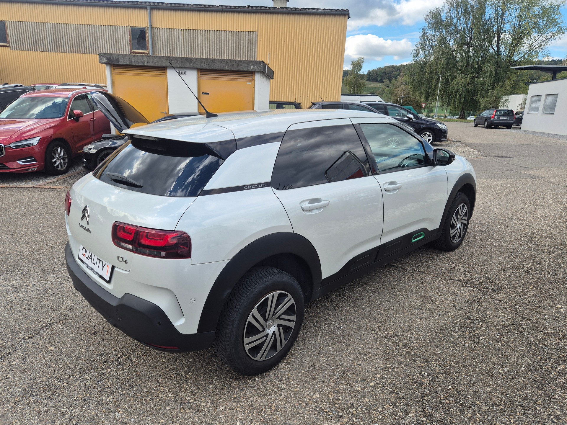 CITROEN C4 Cactus 1.2 e-THP Shine Editionl EAT6-image-12