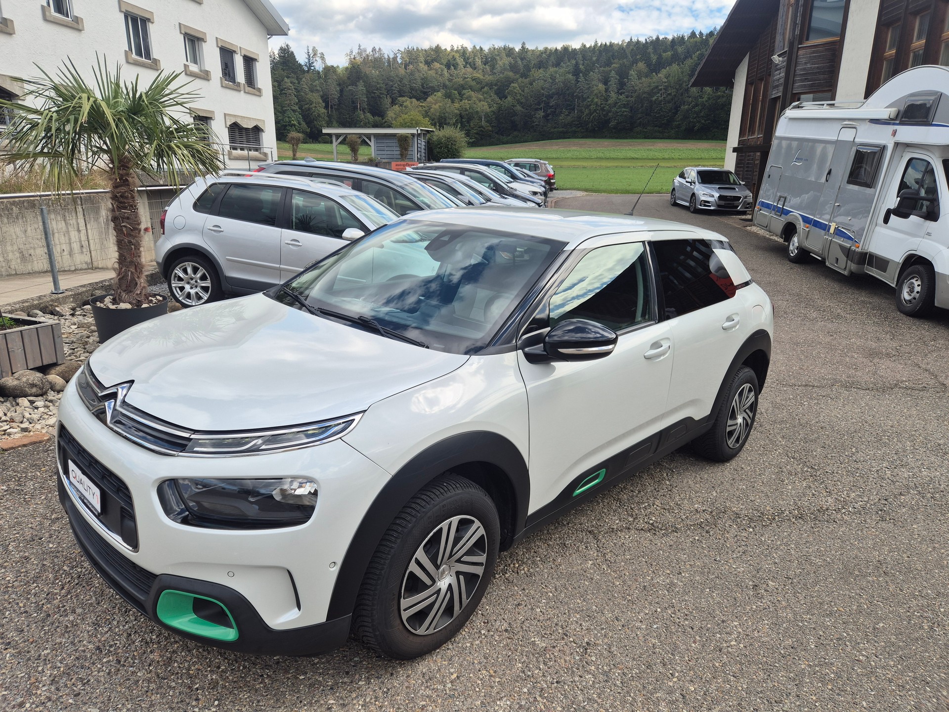 CITROEN C4 Cactus 1.2 e-THP Shine Editionl EAT6-image-0