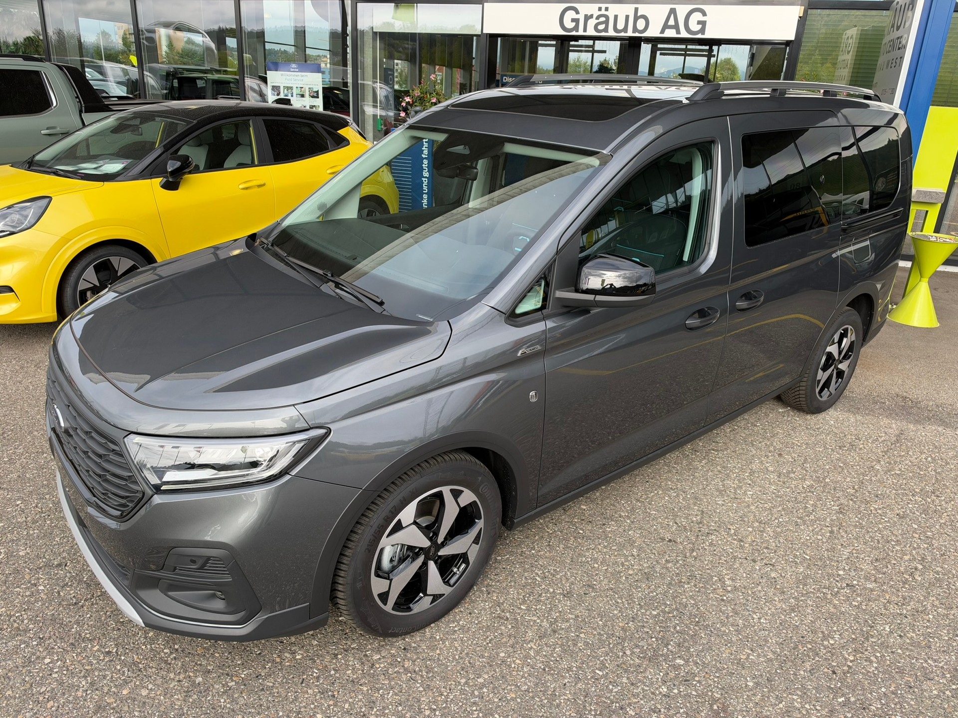 FORD Grand Tourneo Connect 2.0 EcoBlue AWD Active-image-2