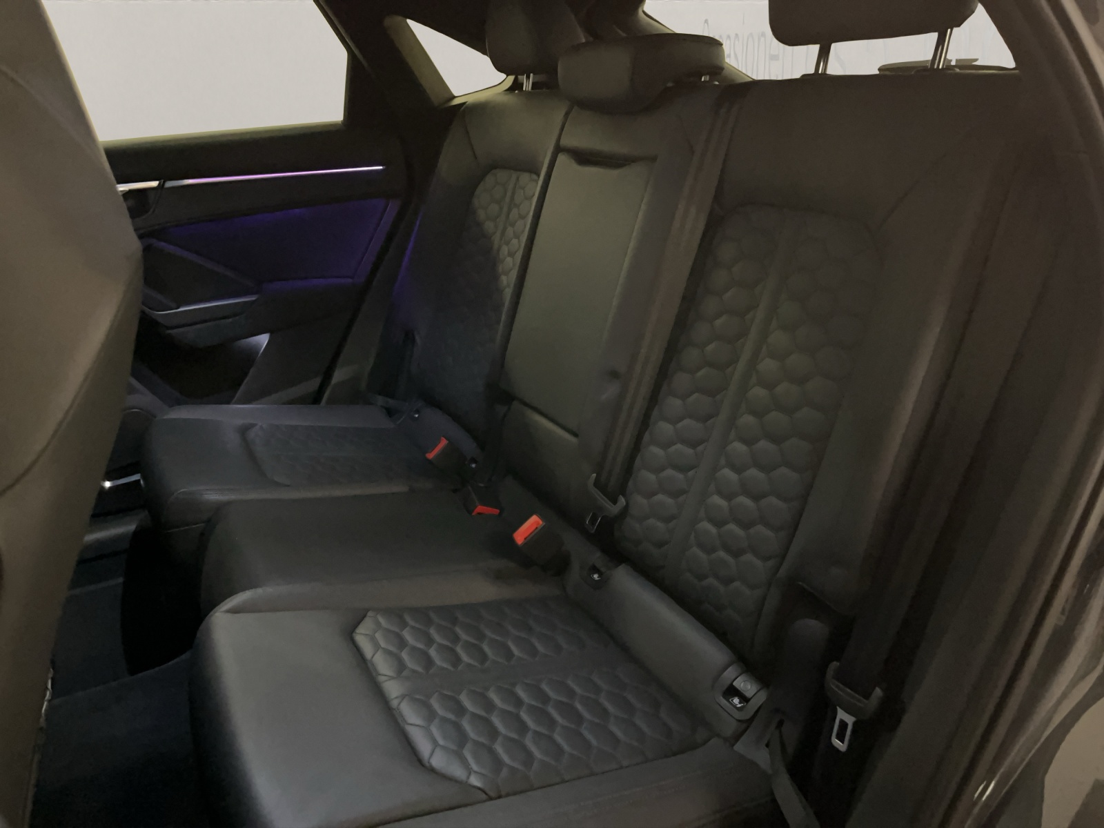 AUDI RS Q3 Sportback 2.5 TFSI quattro S-Tronic-image-14