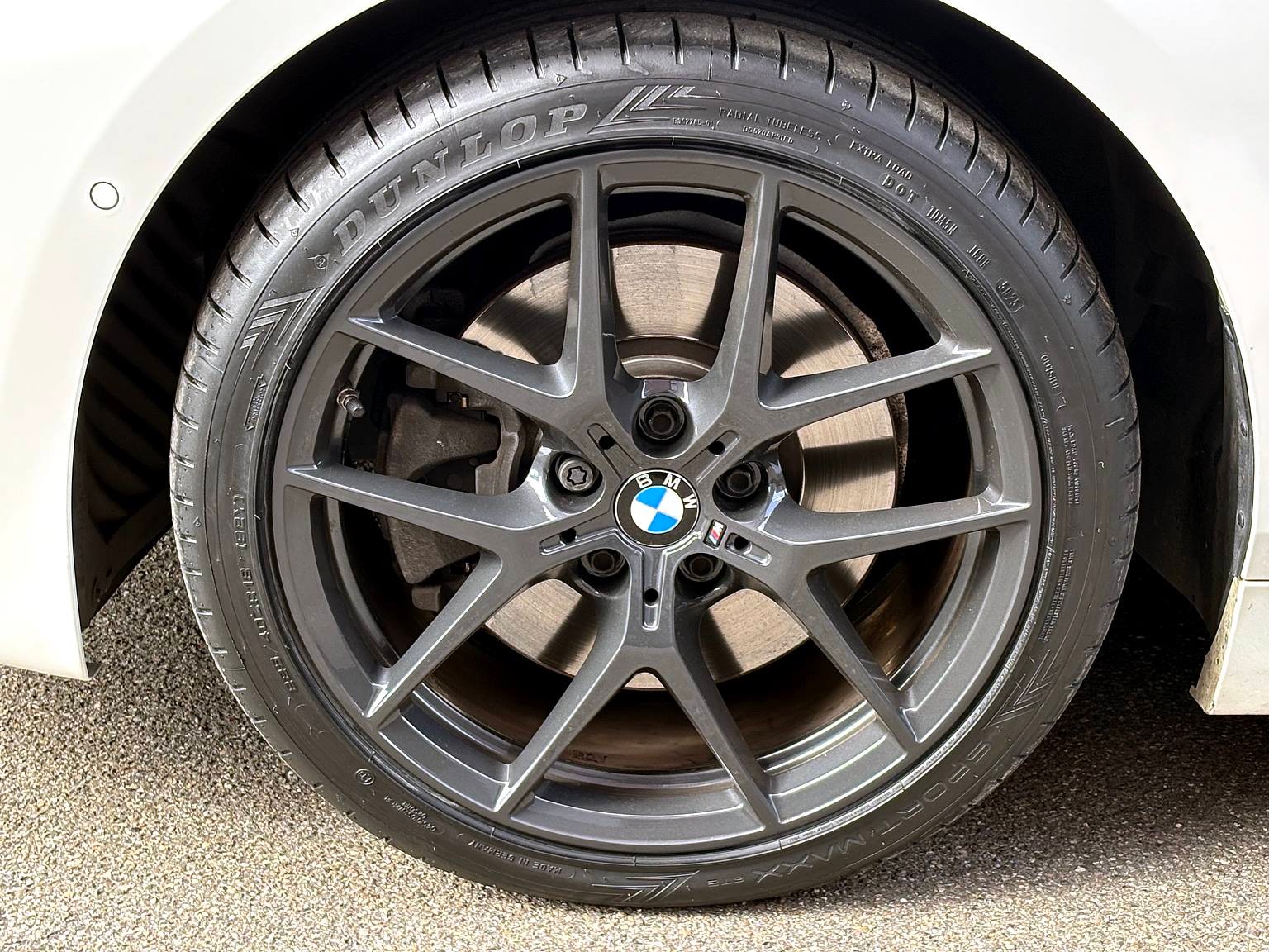 BMW 120d xDrive M Sport Steptronic SAG-image-10