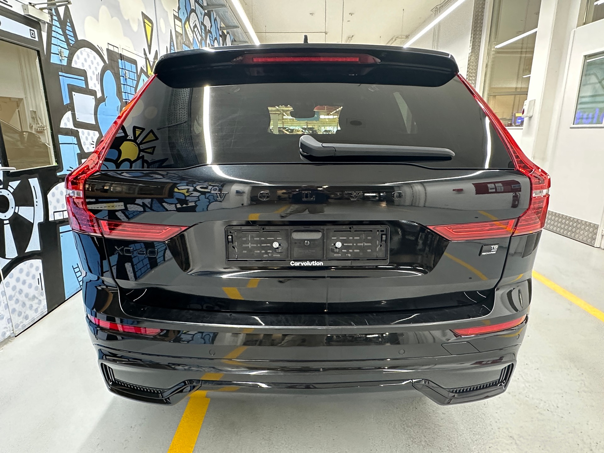 VOLVO XC60 T8 eAWD PluginHybrid Ultimate Dark Geartronic-image-4
