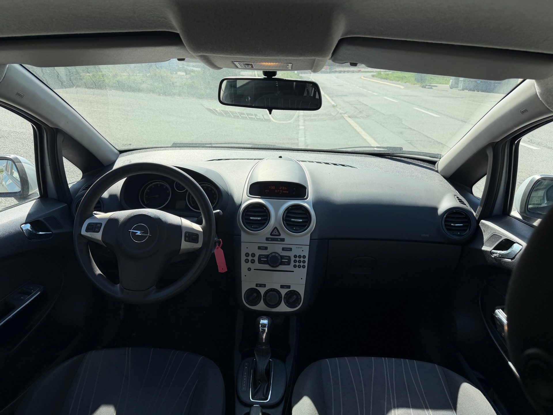 OPEL Corsa 1.4 TP Sport-image-1