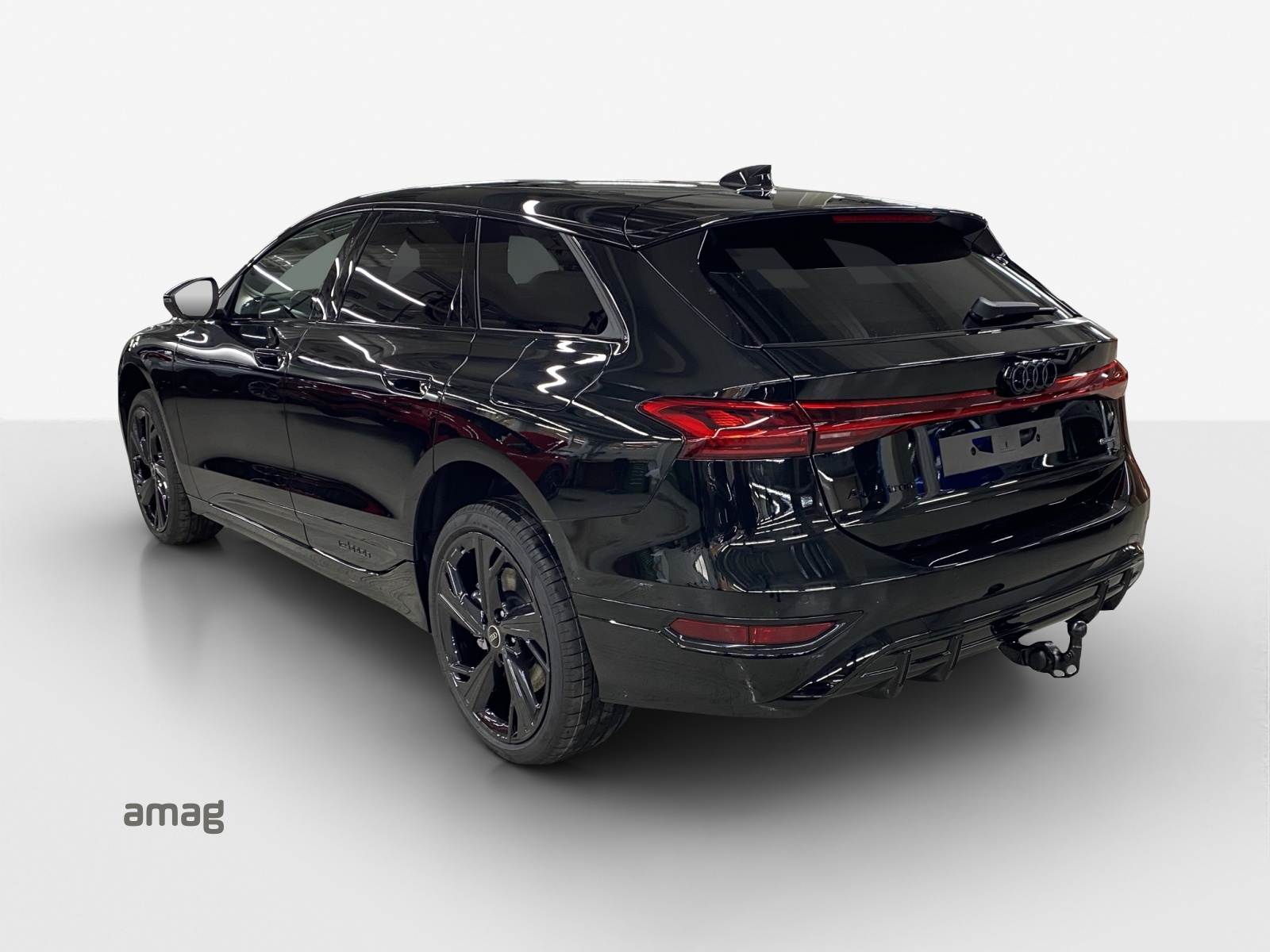 AUDI A6 Avant e-tron quattro-image-2