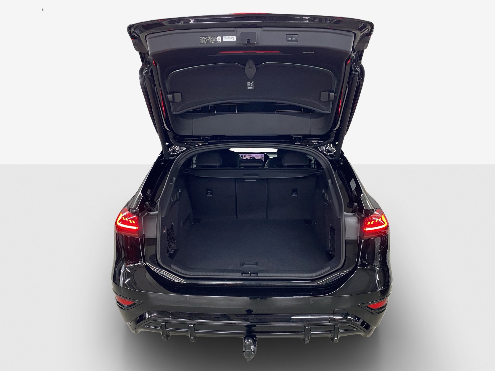 AUDI A6 Avant e-tron quattro-image-12