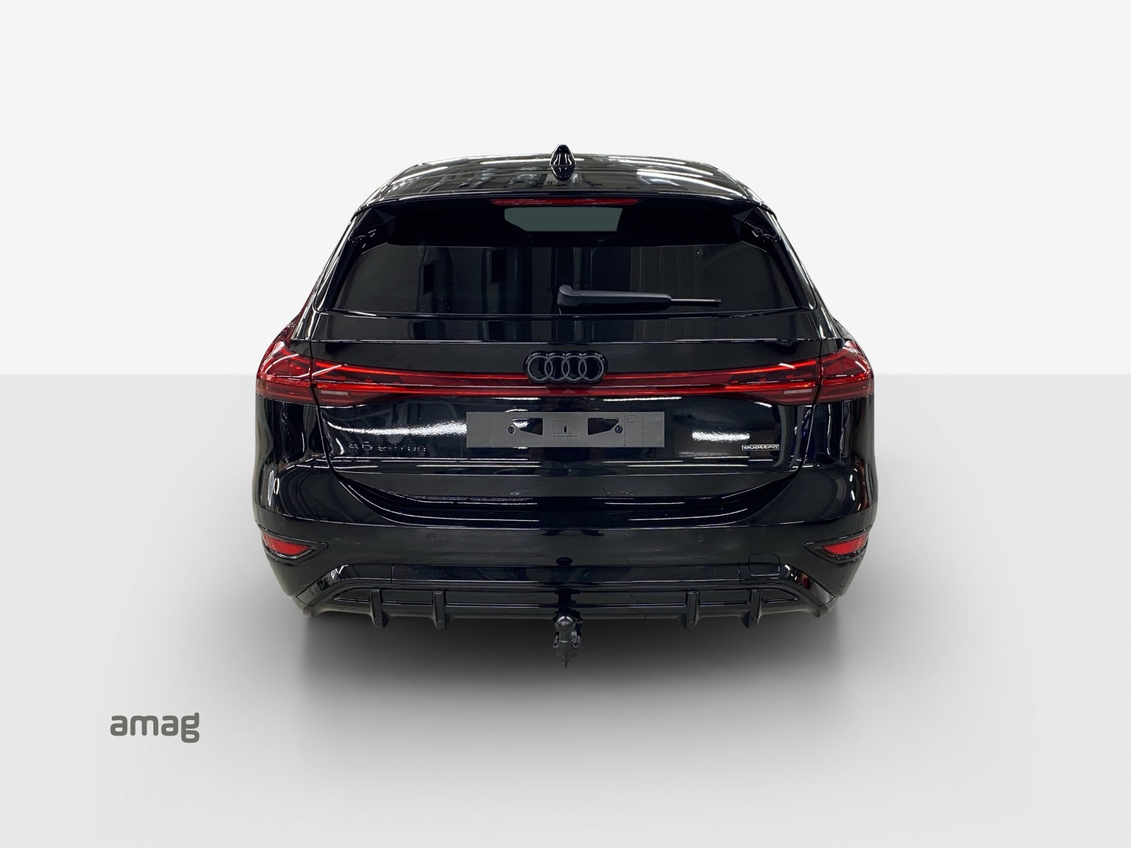 AUDI A6 Avant e-tron quattro-image-3