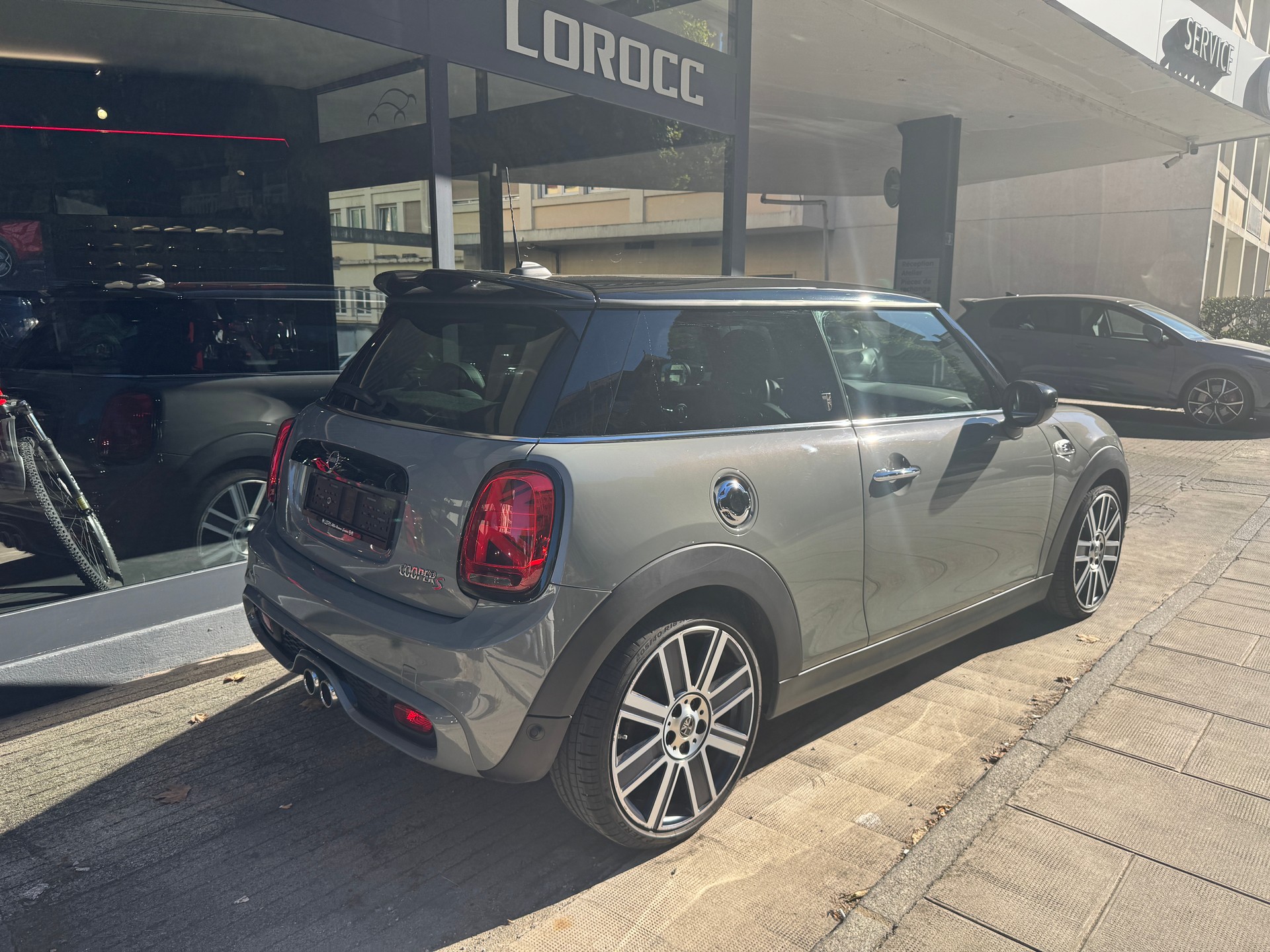 MINI Cooper S-image-3