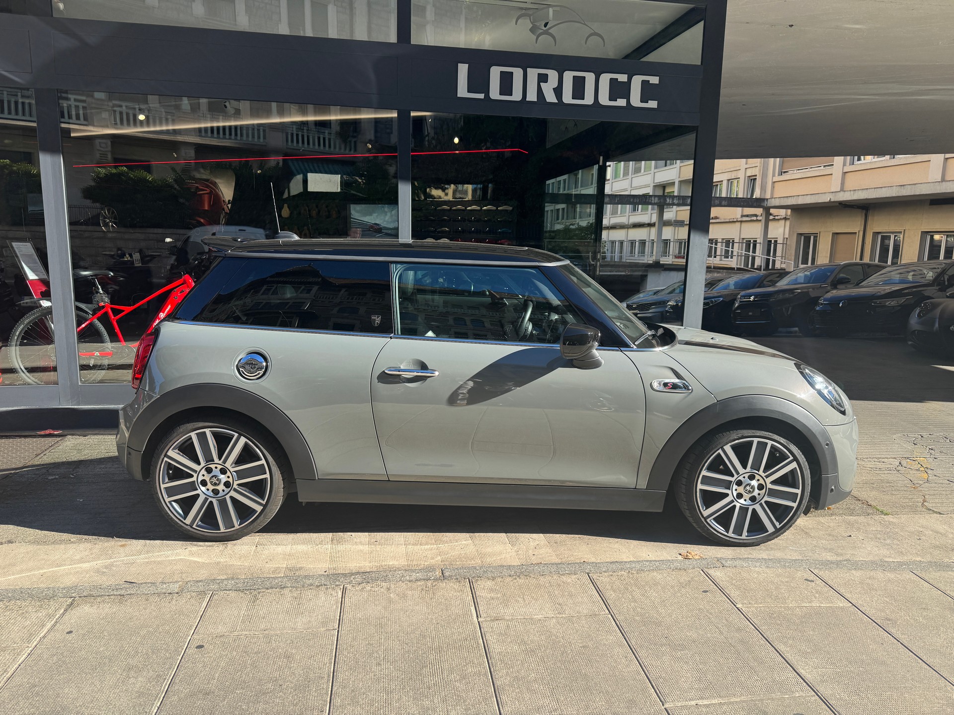 MINI Cooper S-image-2