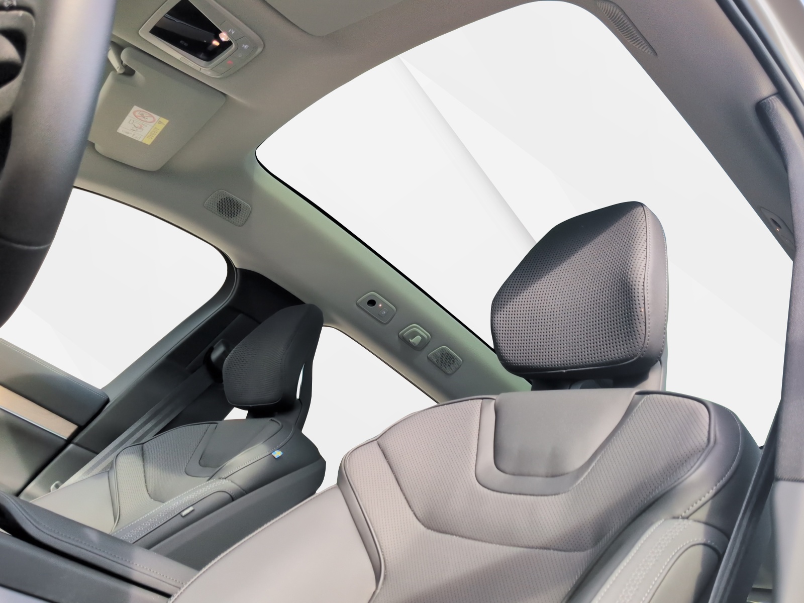 VOLVO EX 90 Twin Performance Ultra AWDD-image-18