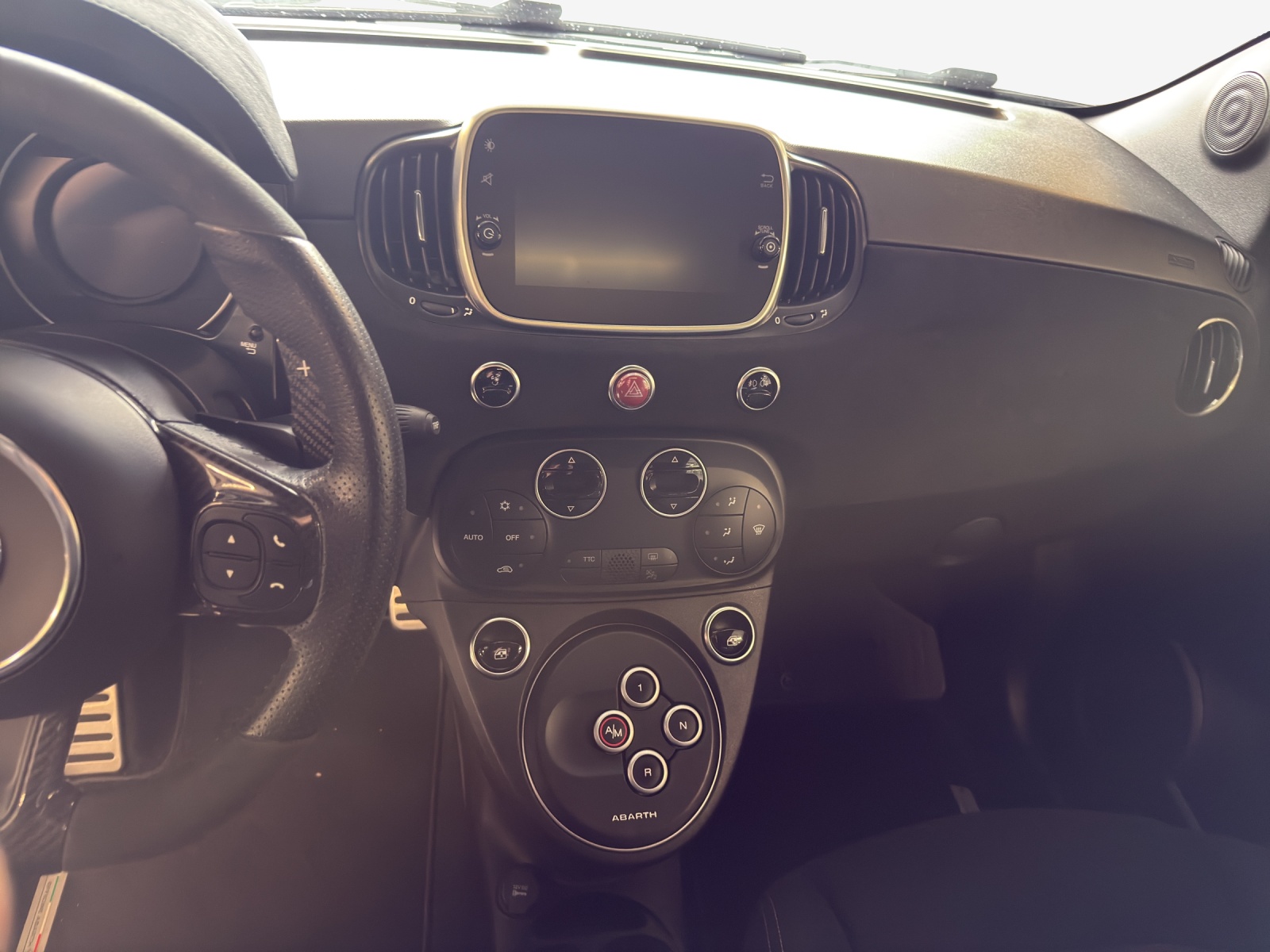 FIAT 595 1.4 16V Turbo Abarth Scorpion Legend Dualogic-image-10