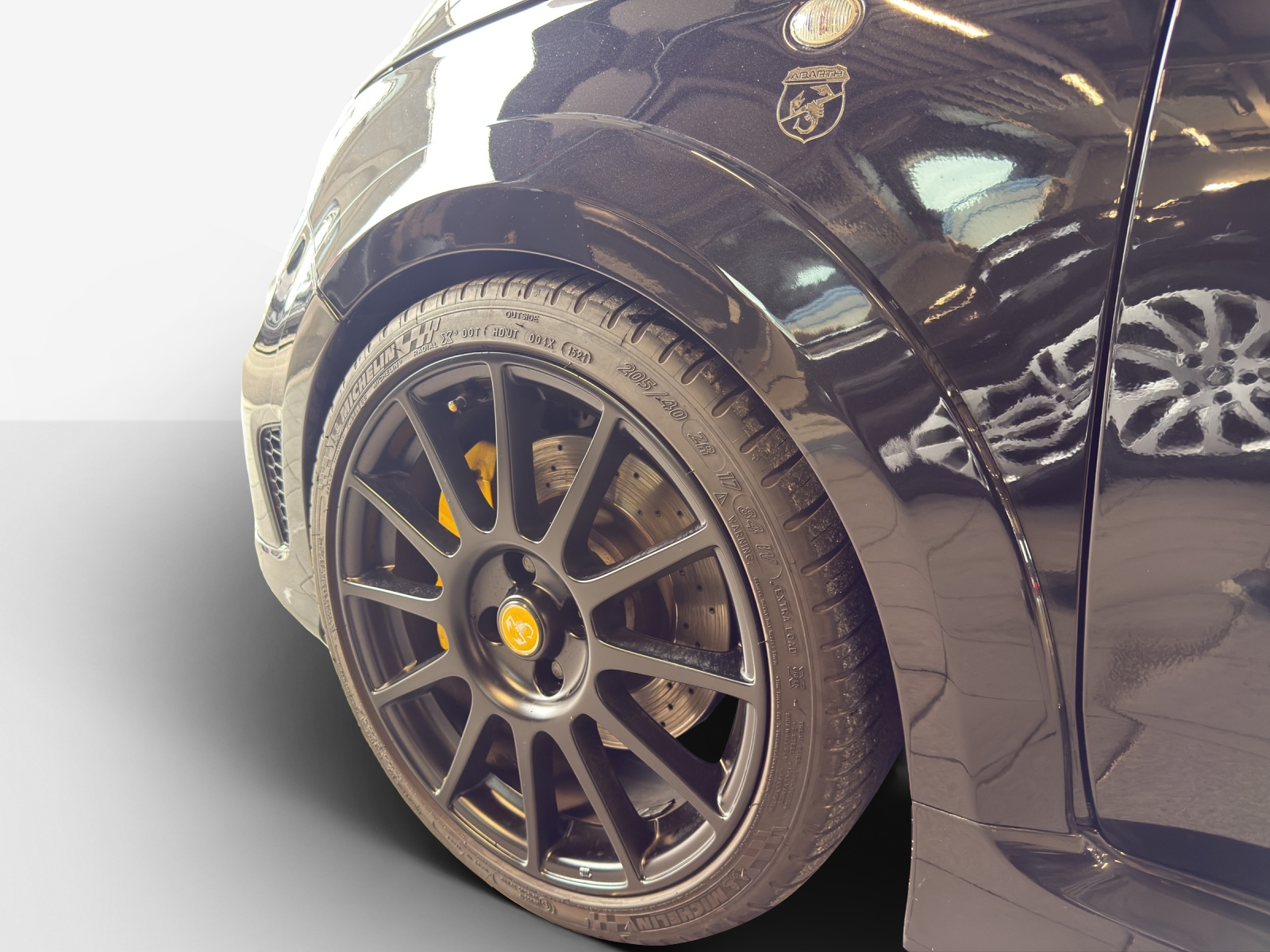 FIAT 595 1.4 16V Turbo Abarth Scorpion Legend Dualogic-image-15