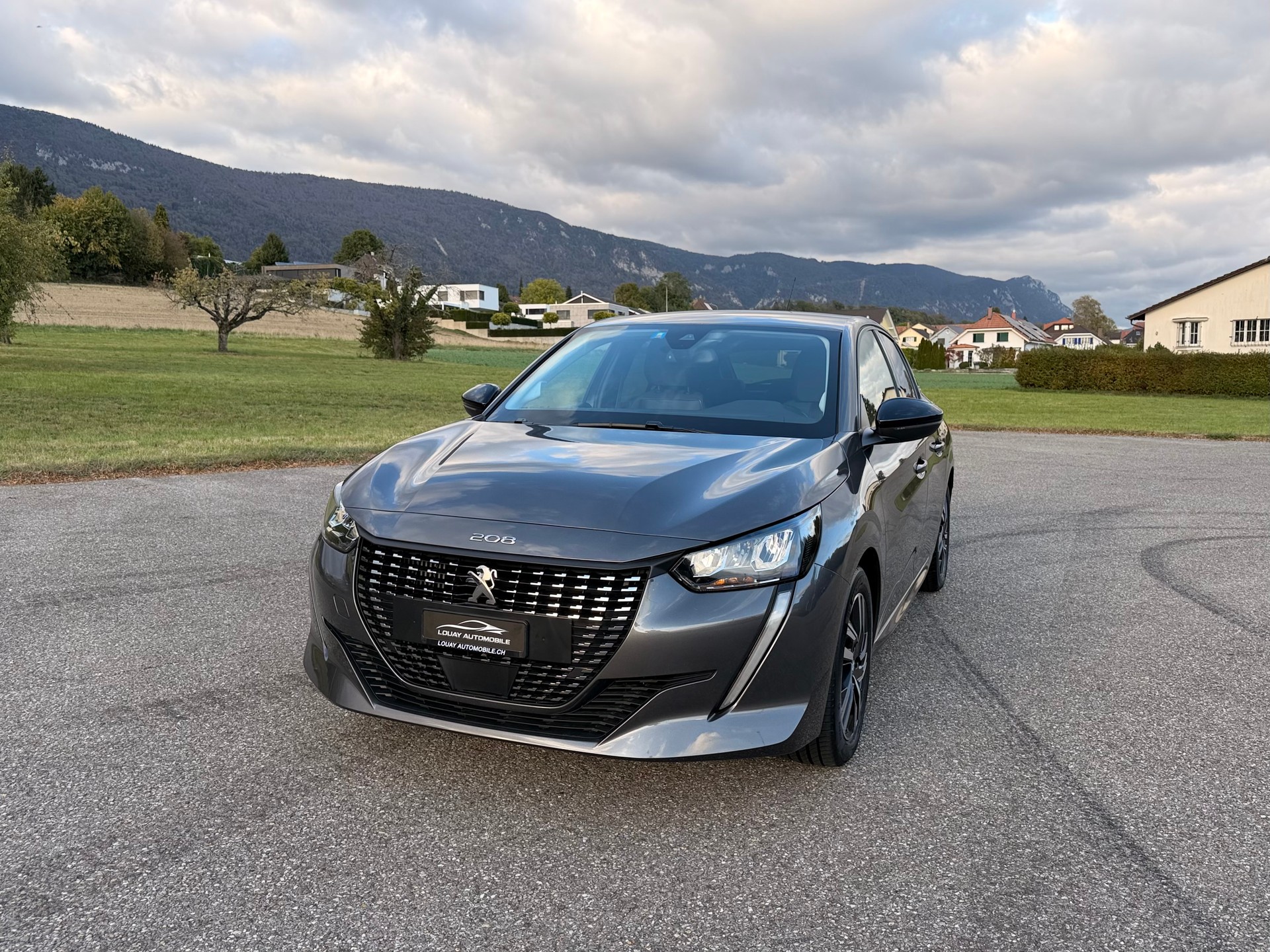 PEUGEOT 208 1.2 PureTech Active Pack EAT8-image-1