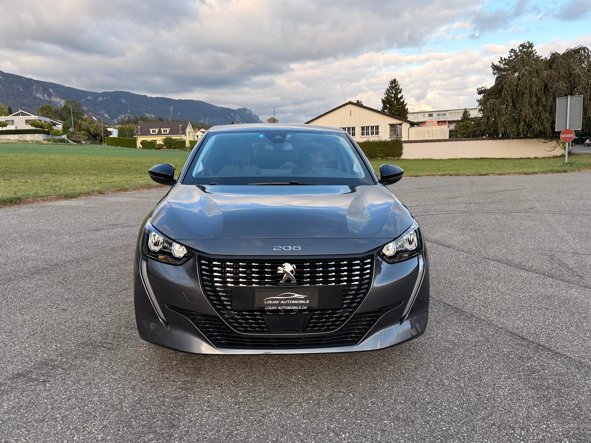 PEUGEOT 208 1.2 PureTech Active Pack EAT8-image-2