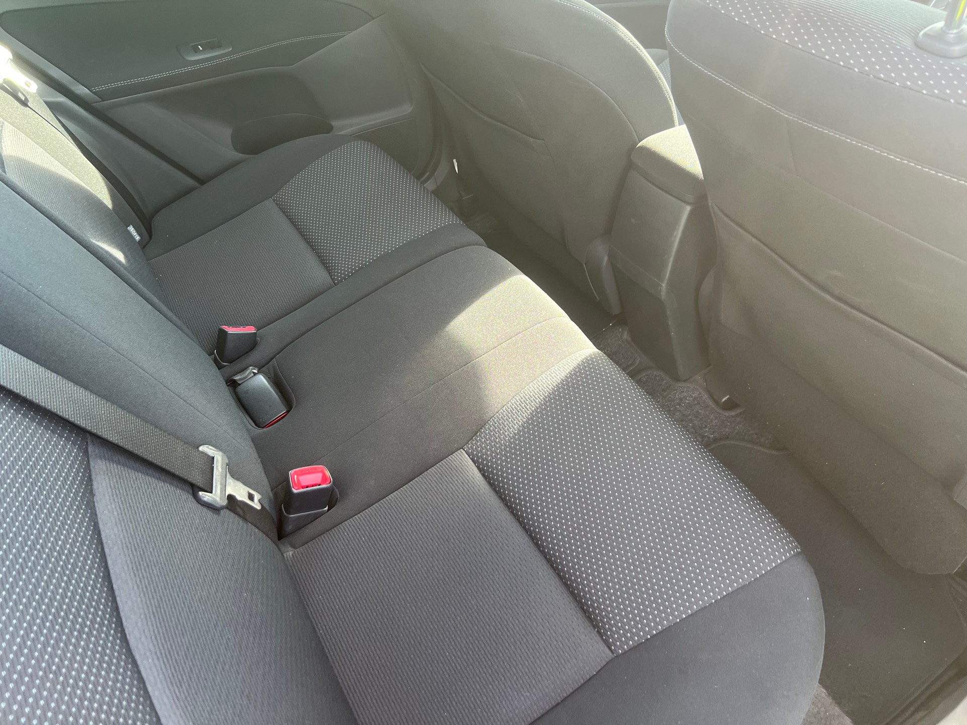 TOYOTA Auris 1.6 Linea Sol-image-10