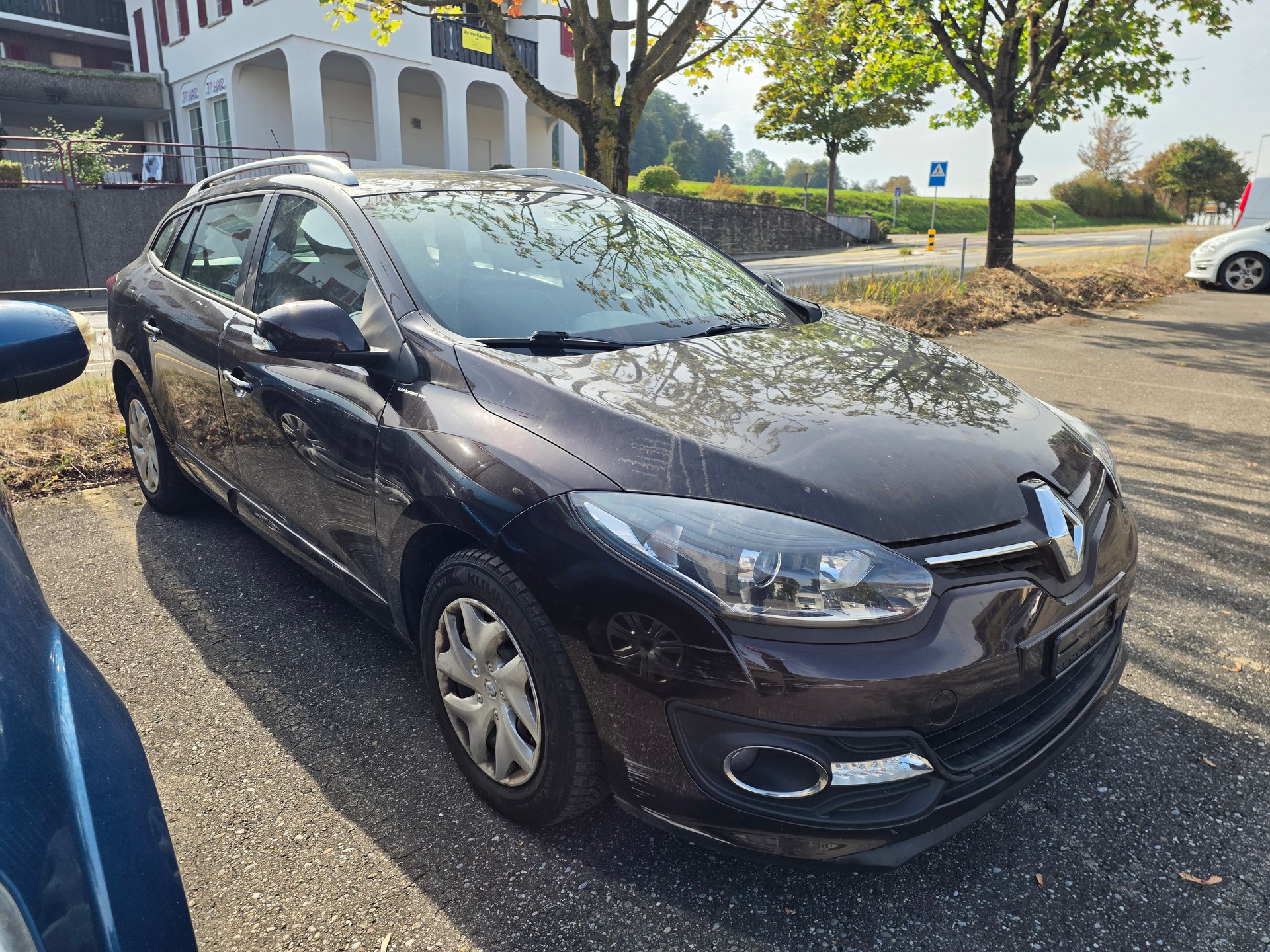 RENAULT Mégane Grandtour 1.2 16V Turbo Bose-image-1