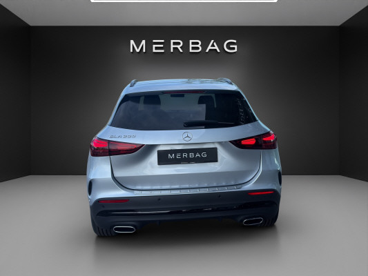 MERCEDES-BENZ GLA 200 Night Star 7G-D-image-4