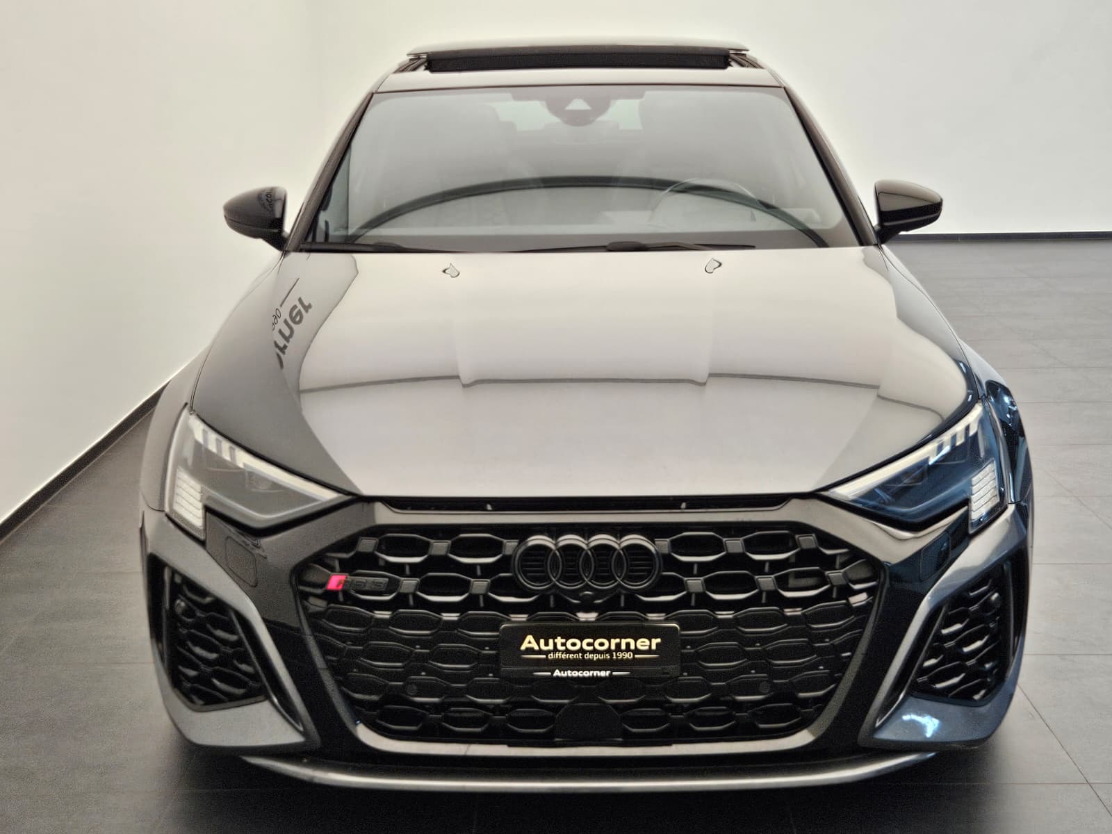 AUDI RS3 Sportback 2.5 TSI quattro S-tronic-showroom-element-3