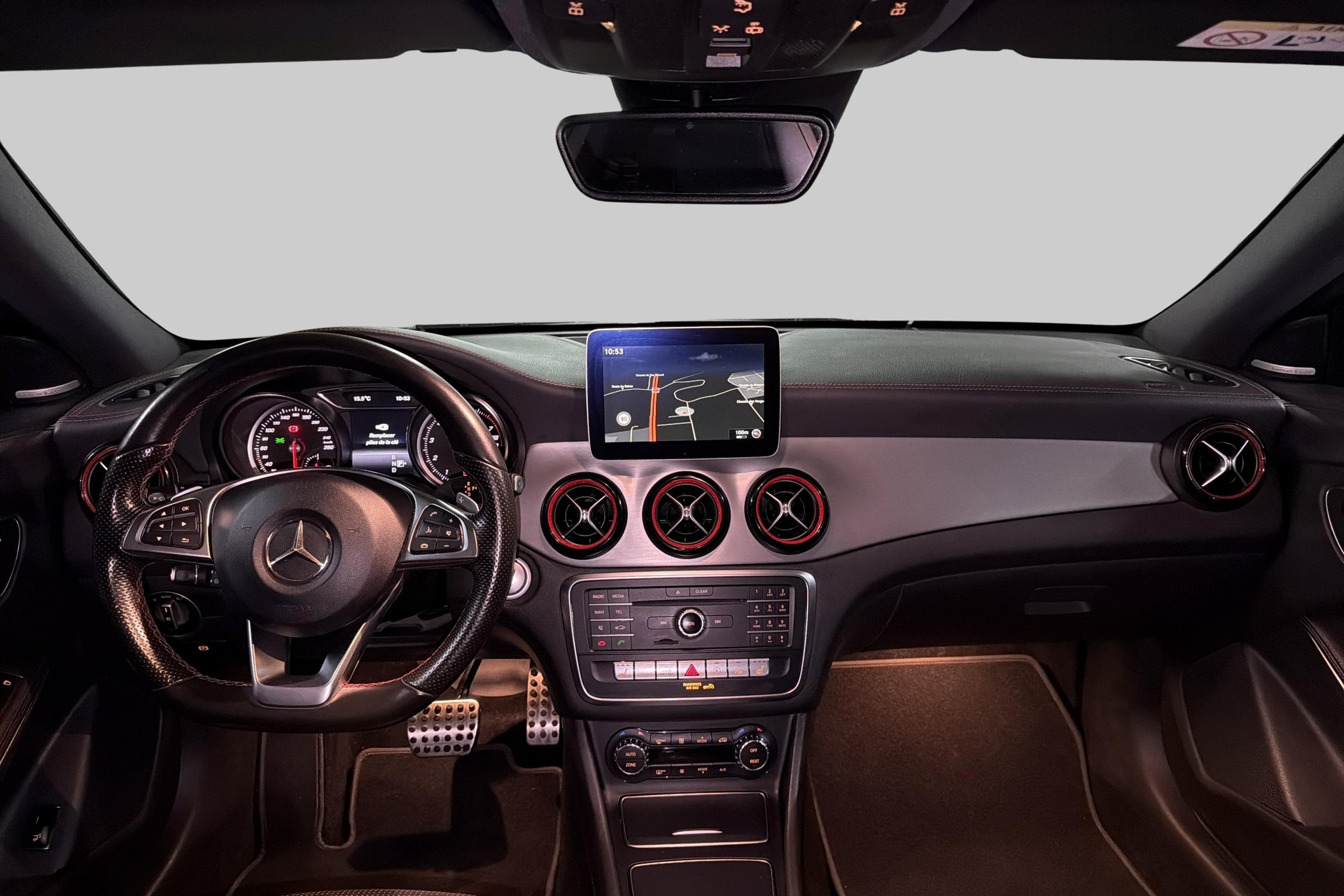 MERCEDES-BENZ CLA Shooting Brake 250 Sport 7G-DCT 4Matic-image-16