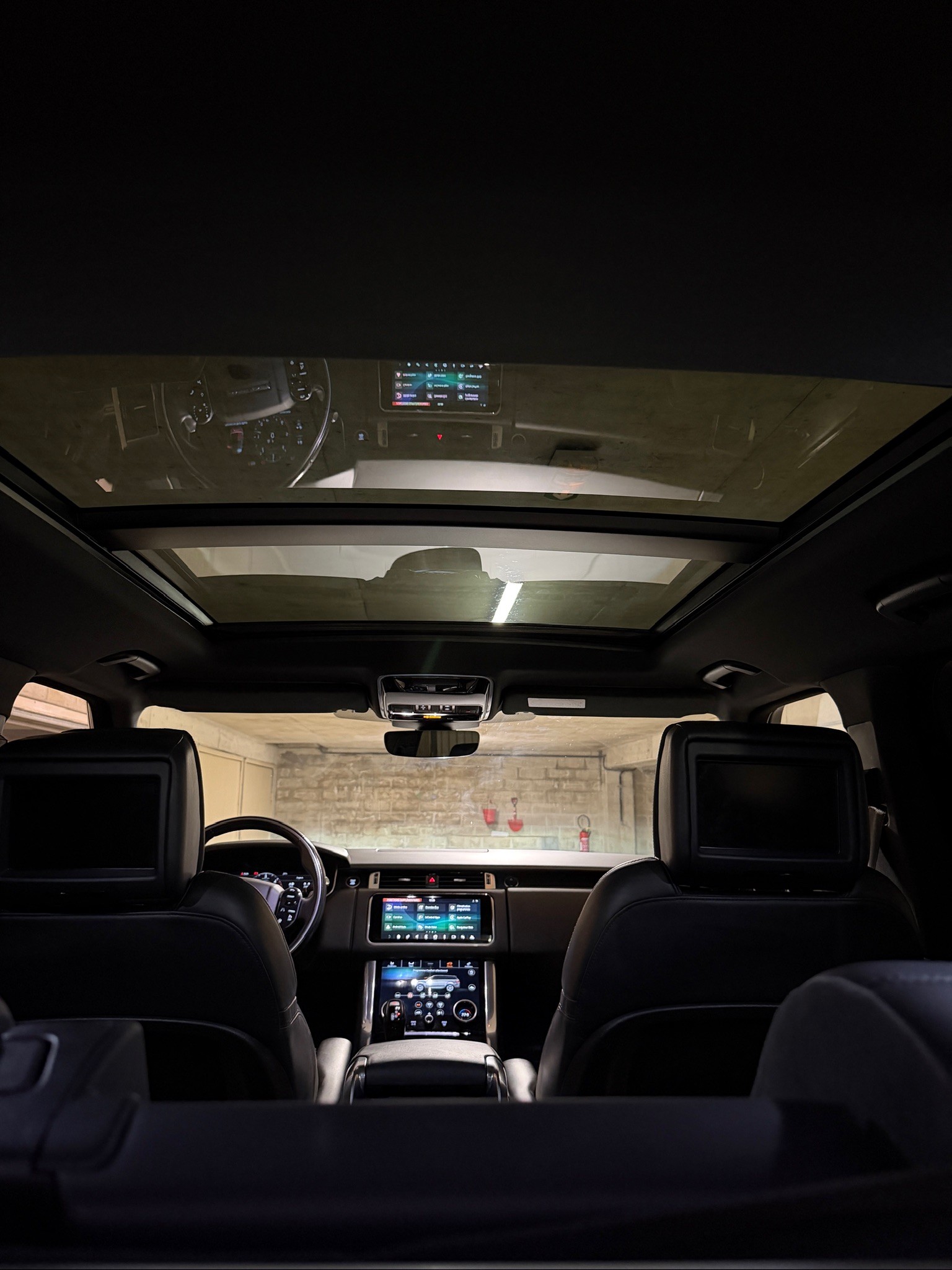 LAND ROVER 3.0 SDV6 HSE Dynamic-image-3