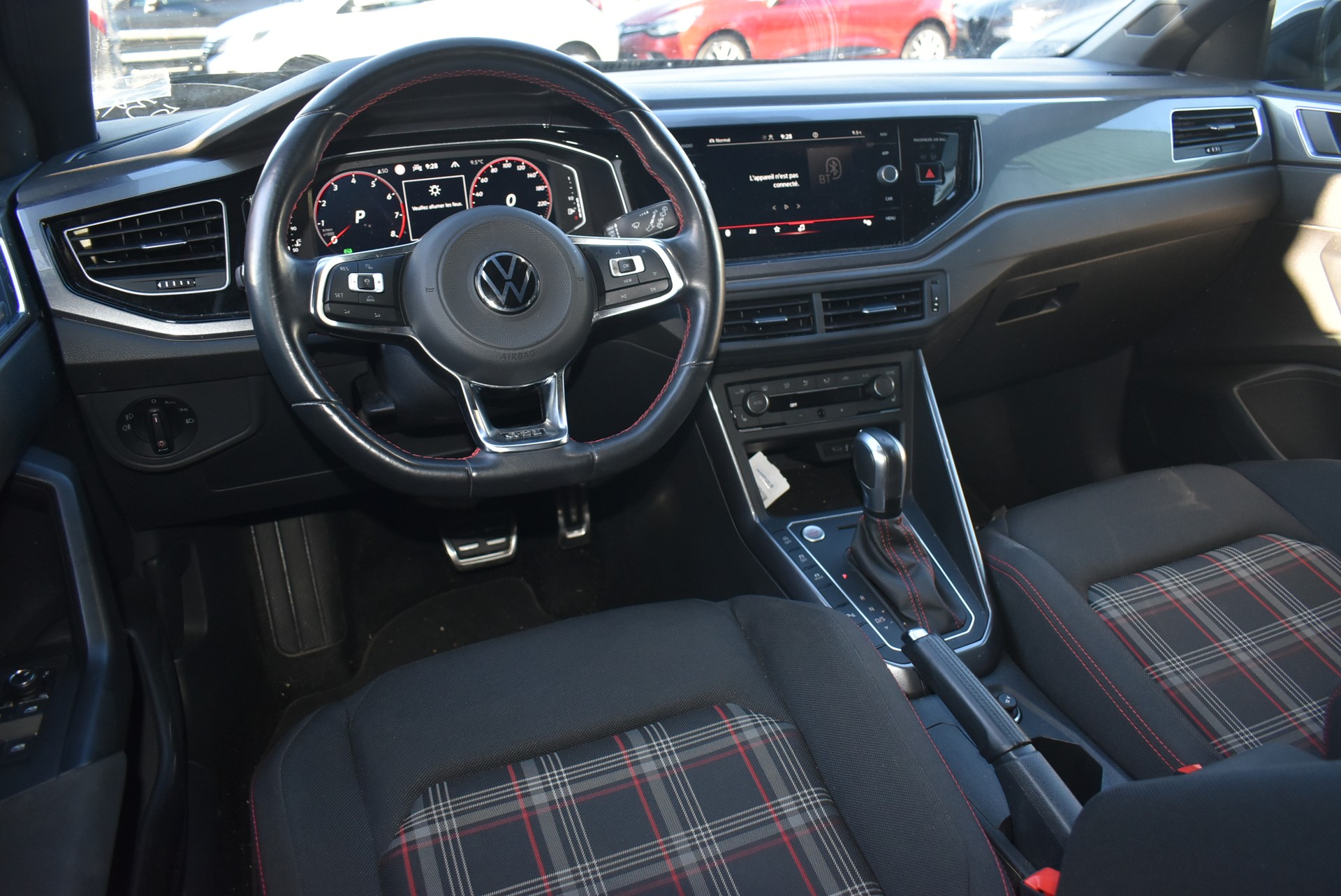 VW Polo 2.0 TSI GTI DSG-image-9
