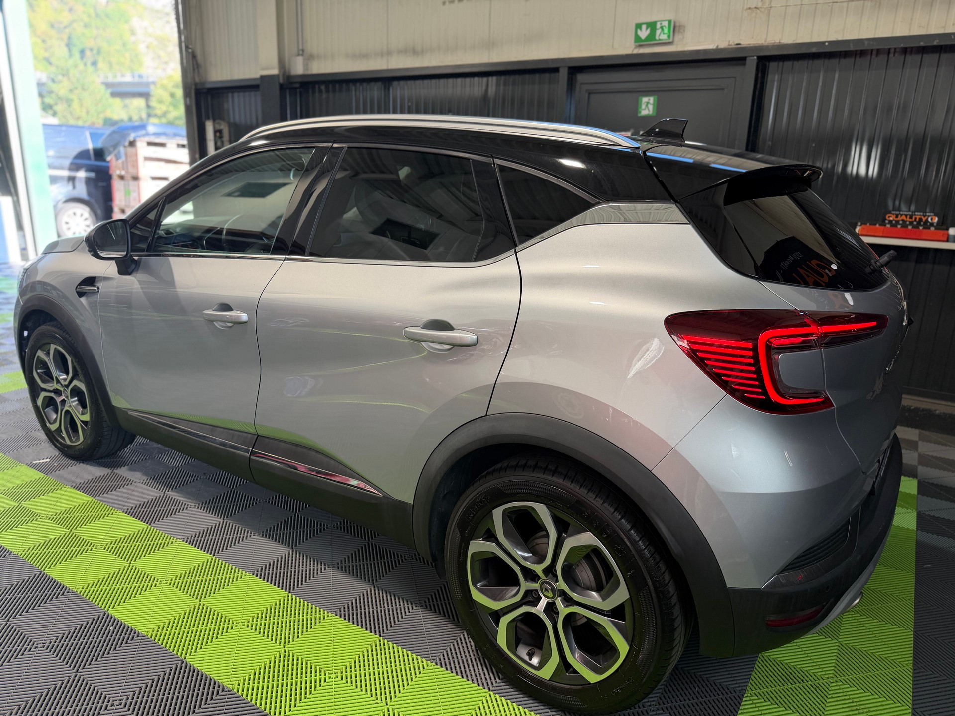 RENAULT Captur 1.3 TCe Edition1 EDC-image-6
