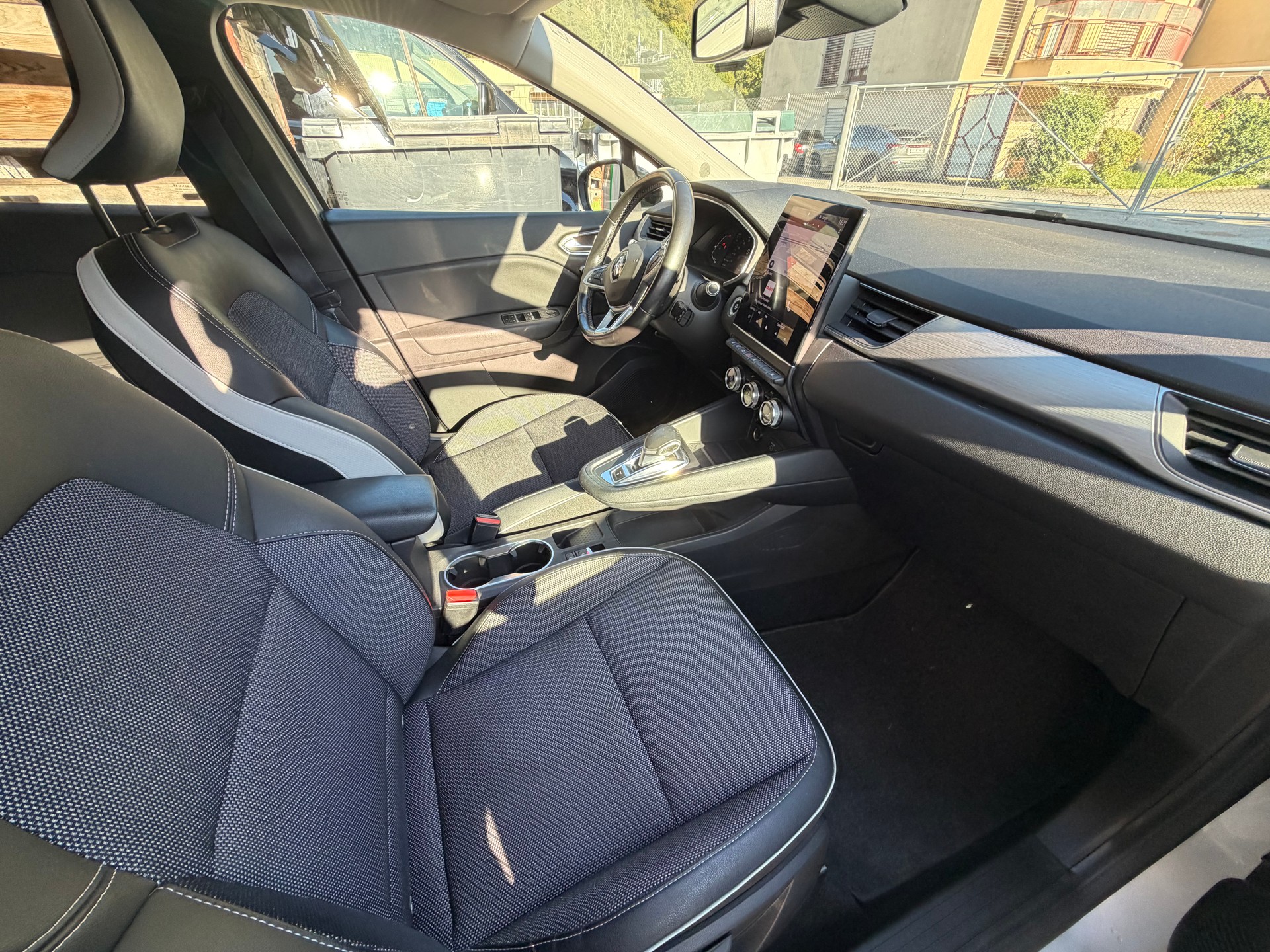 RENAULT Captur 1.3 TCe Edition1 EDC-image-10