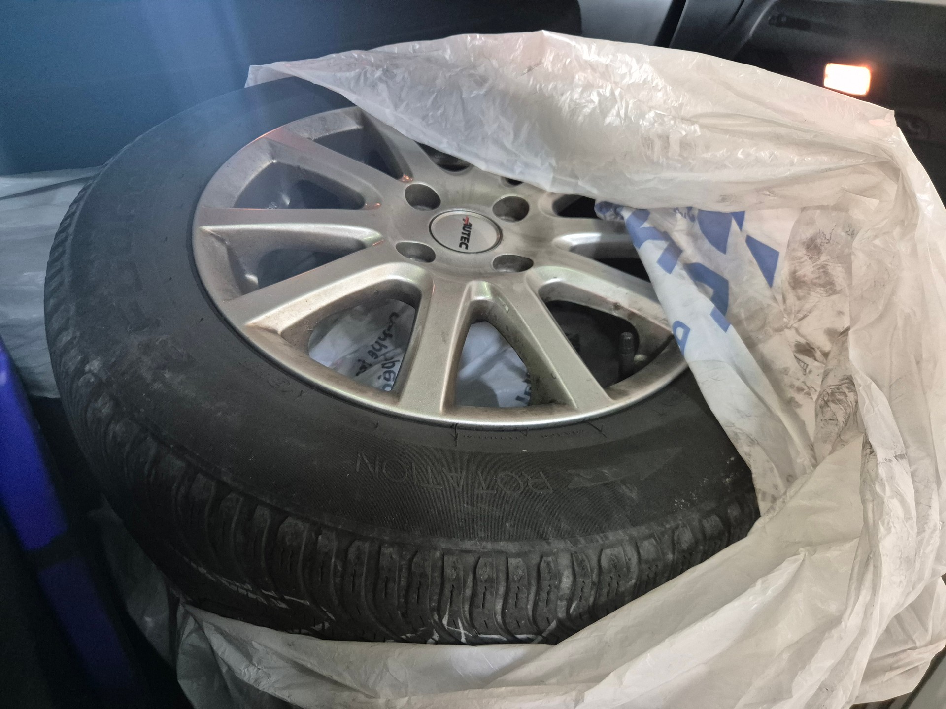 FORD Fiesta 1.0 SCTi Titanium-image-6