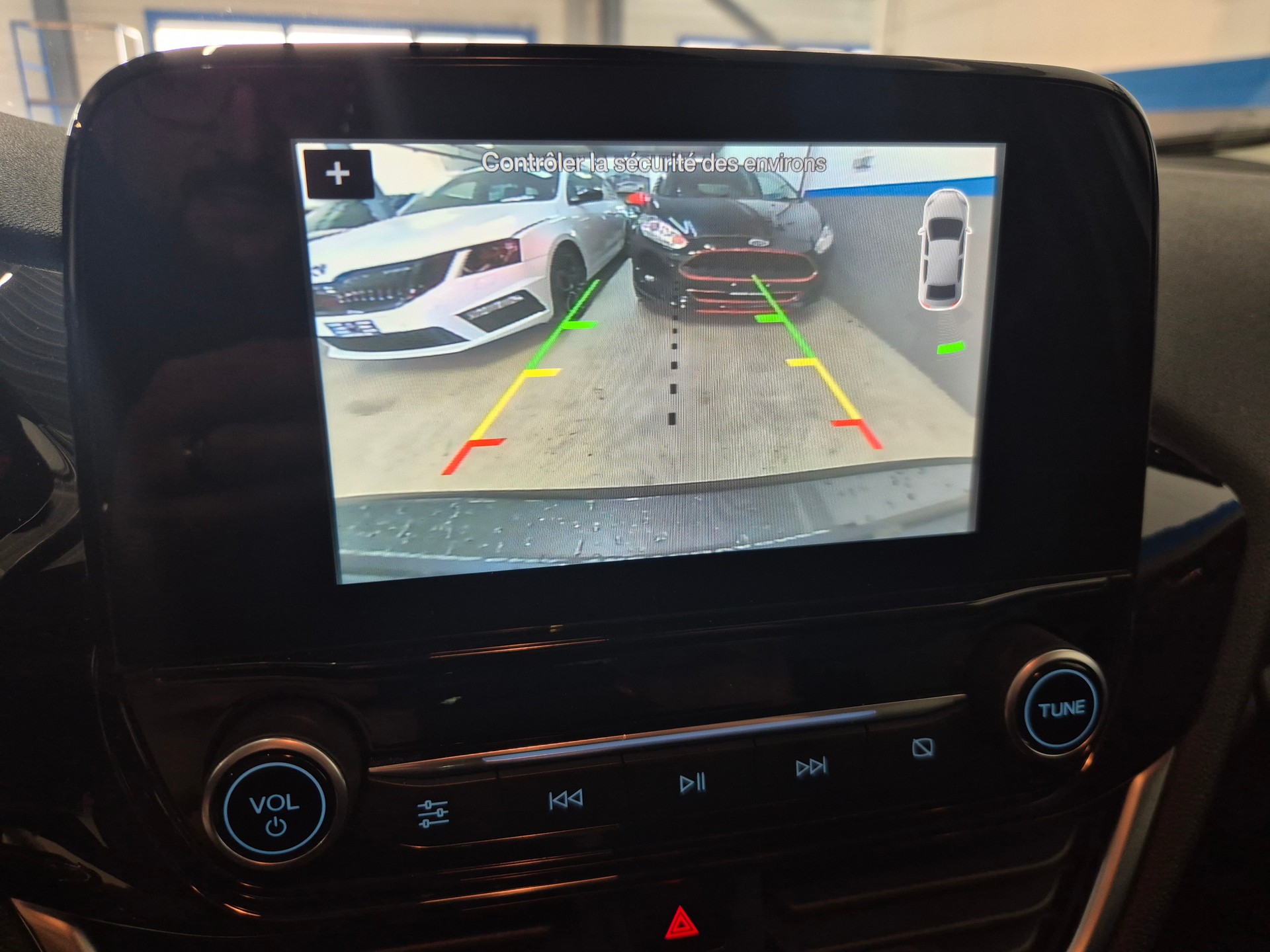 FORD Fiesta 1.0 SCTi Titanium-image-12