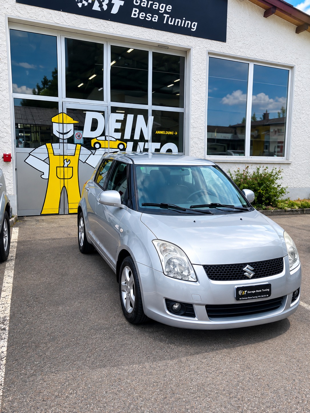 SUZUKI Swift 1.3i 16V GL Top Piz Sulai LE 4x4-image-1
