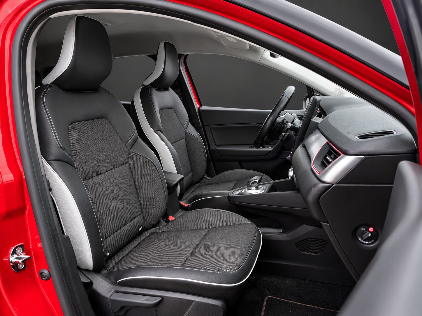 RENAULT Captur 1.3 TCe Edition1 EDC mit 154 PS-image-8