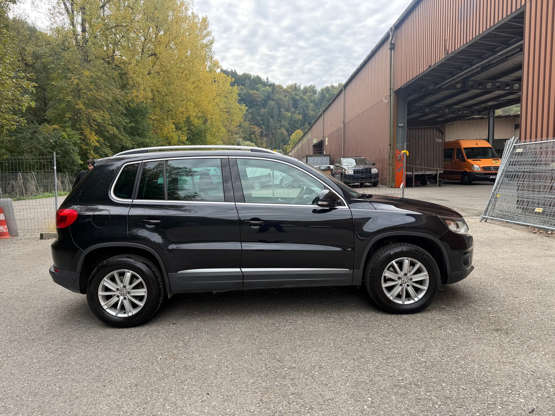VW Tiguan 2.0 TDI BlueMotion Trend&Fun 4Motion DSG-image-3
