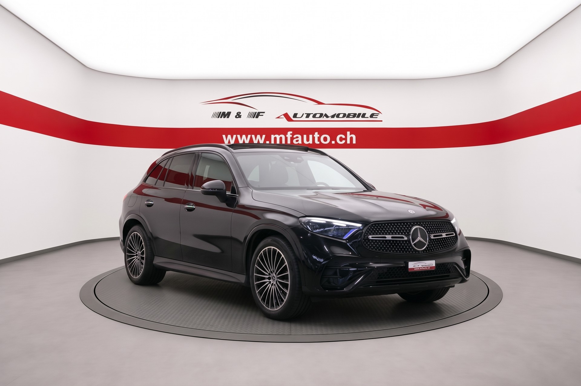 MERCEDES-BENZ GLC 400 e AMG Line 4matic-showroom-element-2