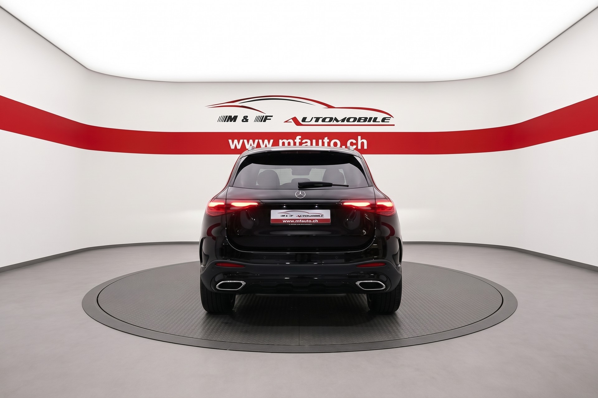 MERCEDES-BENZ GLC 400 e AMG Line 4matic-image-5