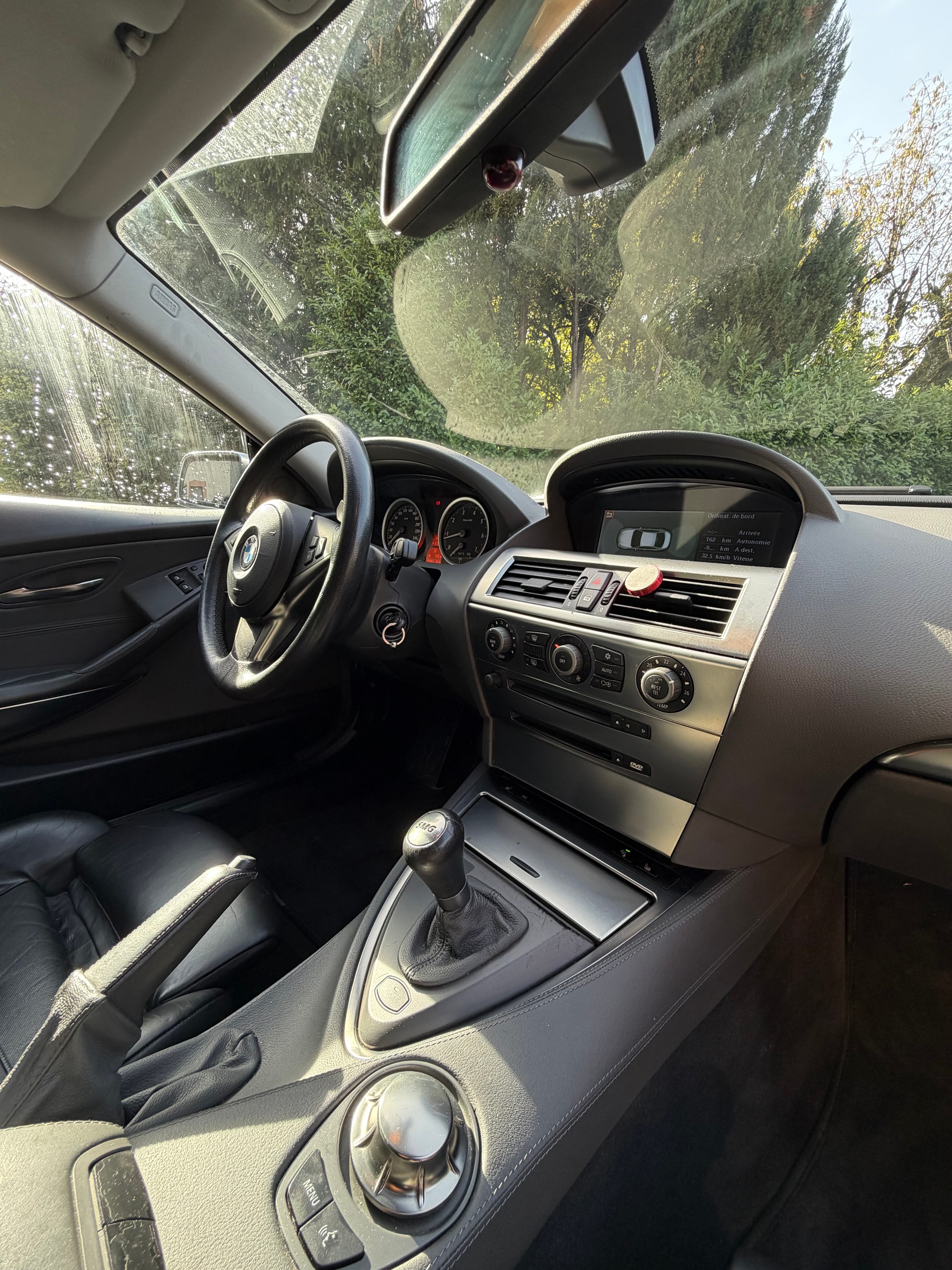 BMW 645i-image-9