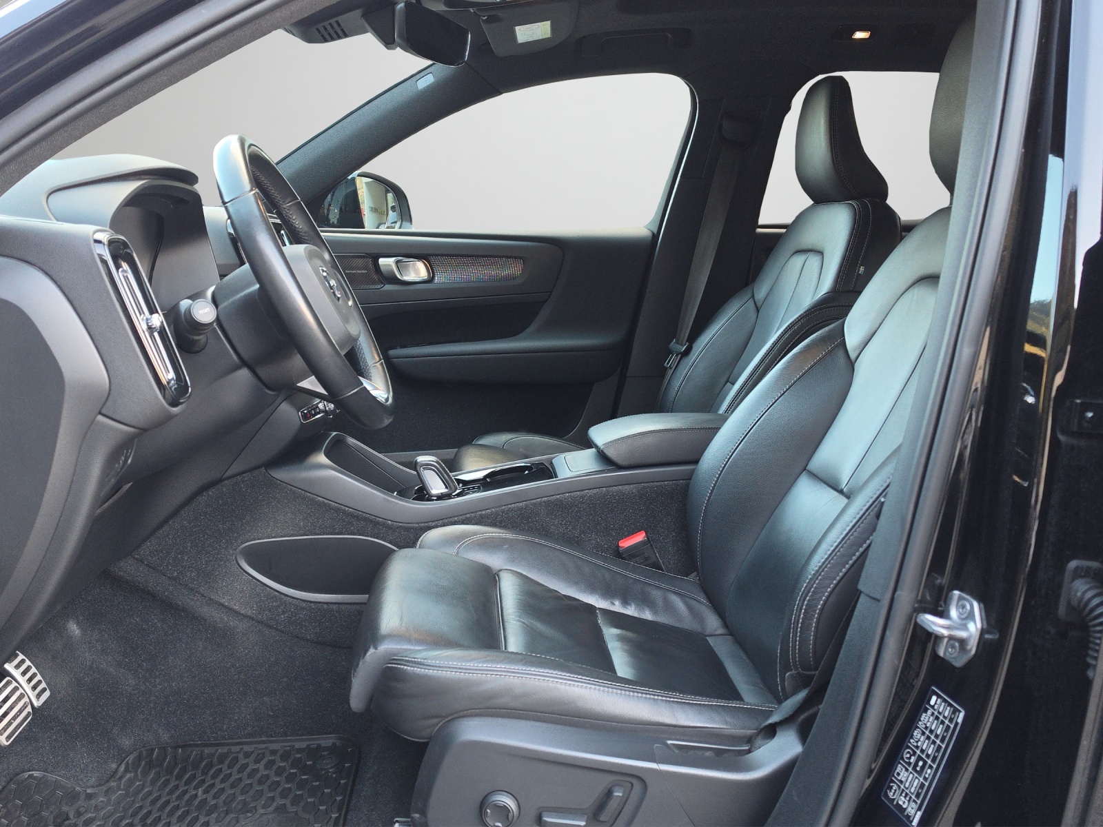 Image VOLVO XC40 XC40 P8 Twin Pro AWD