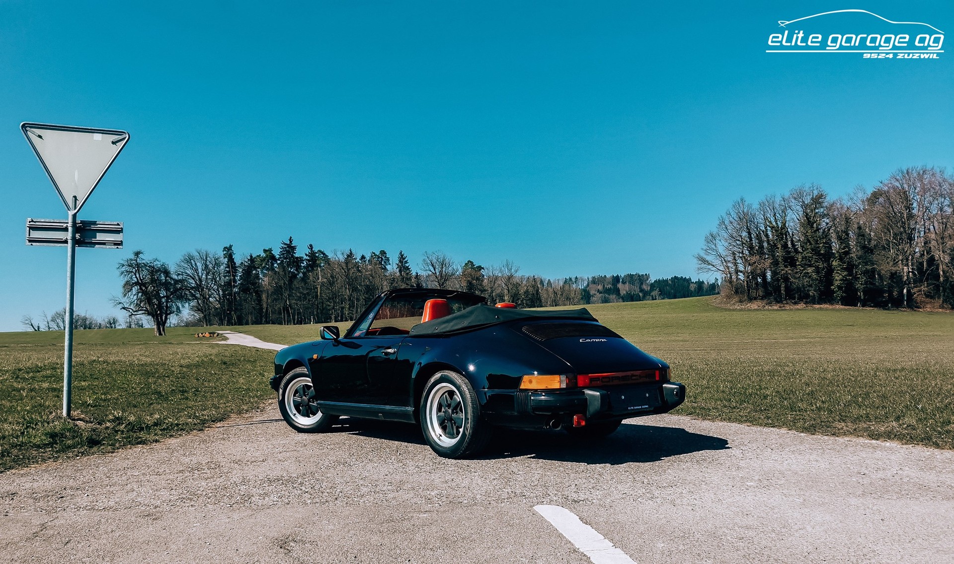 PORSCHE 911 Carrera Cabrio-image-8