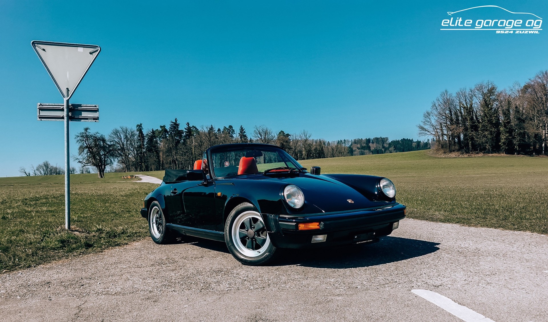 PORSCHE 911 Carrera Cabrio-image-1