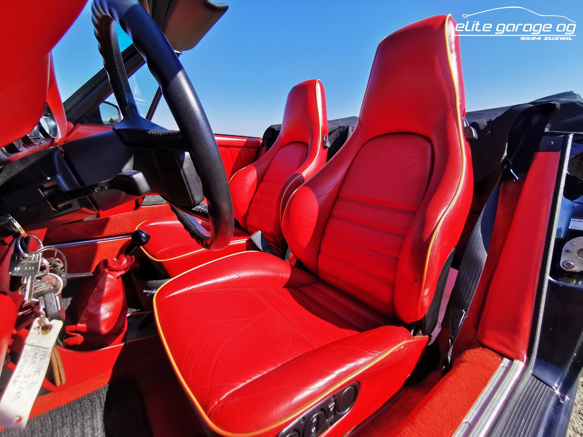 PORSCHE 911 Carrera Cabrio-image-10