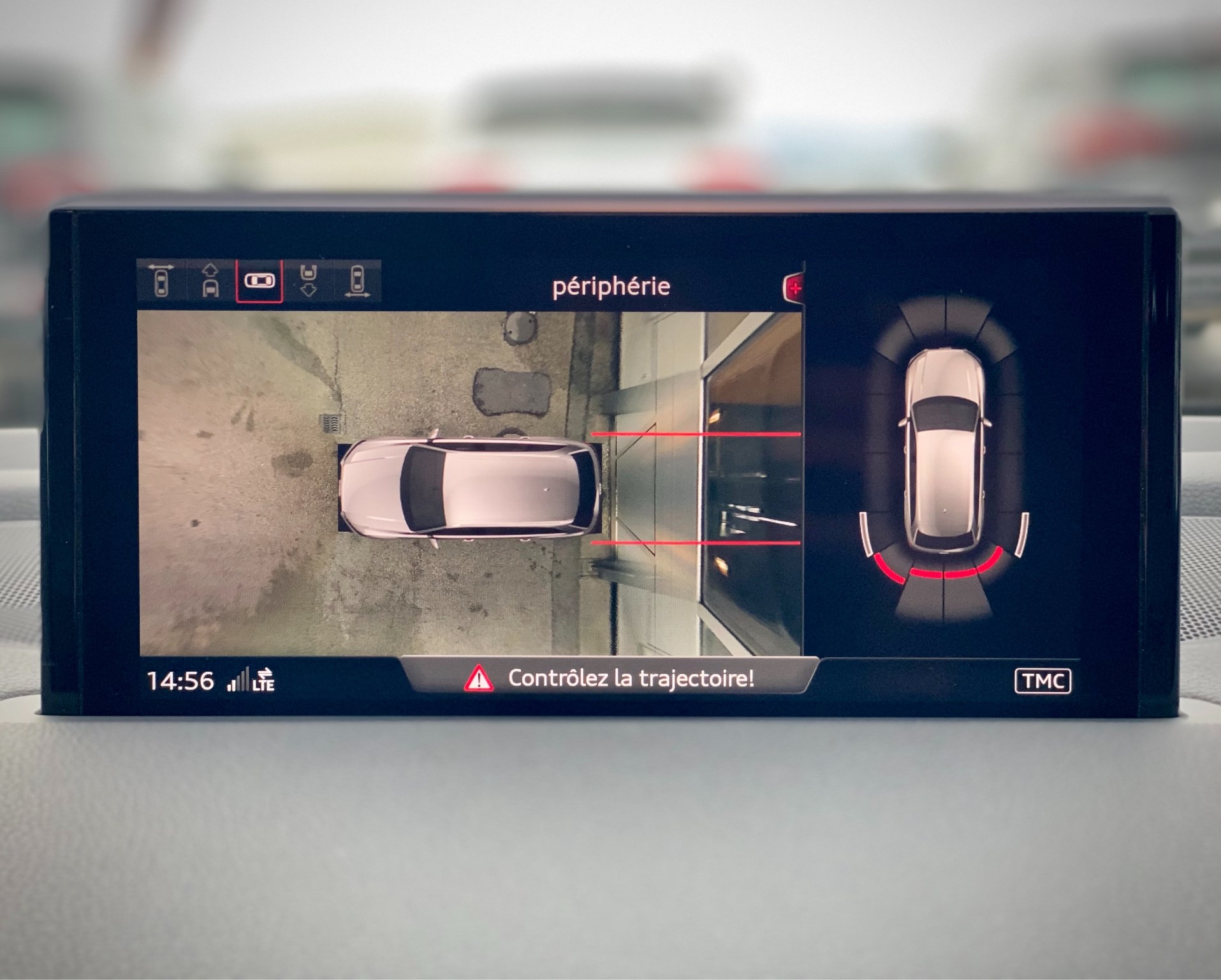 AUDI Q7 3.0 TDI quattro tiptronic - 7 PLACES - Véhicule Suisse (CH)-image-12